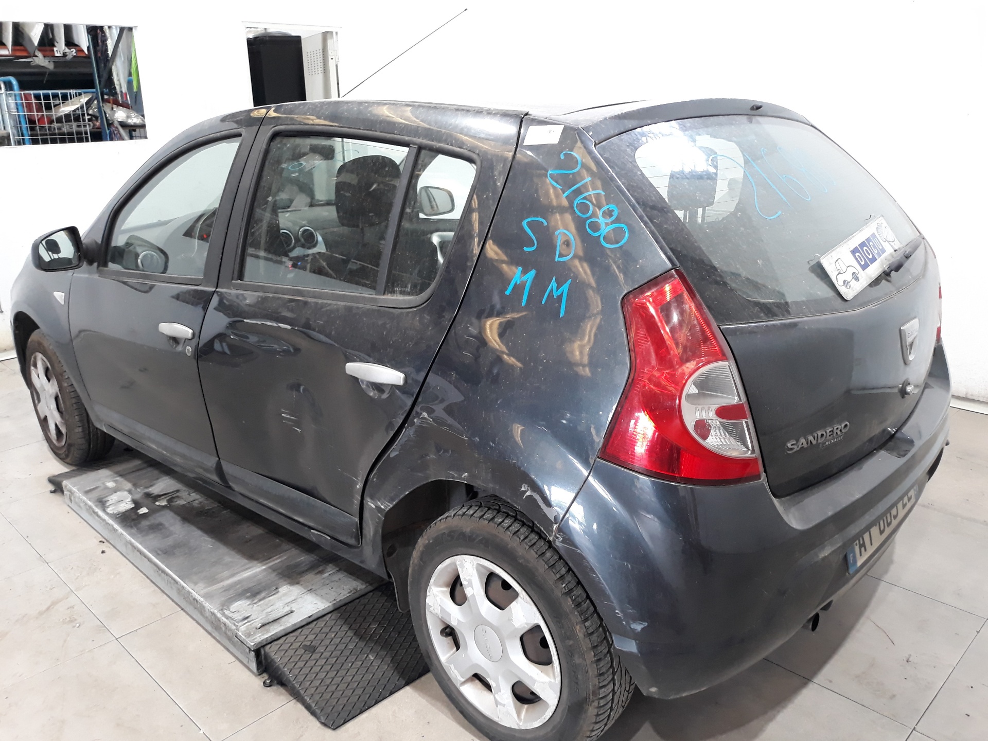 DACIA Sandero 1 generation (2008-2012) Вентилатор с дифузьор 8200765566B, 8200765566B 25207522