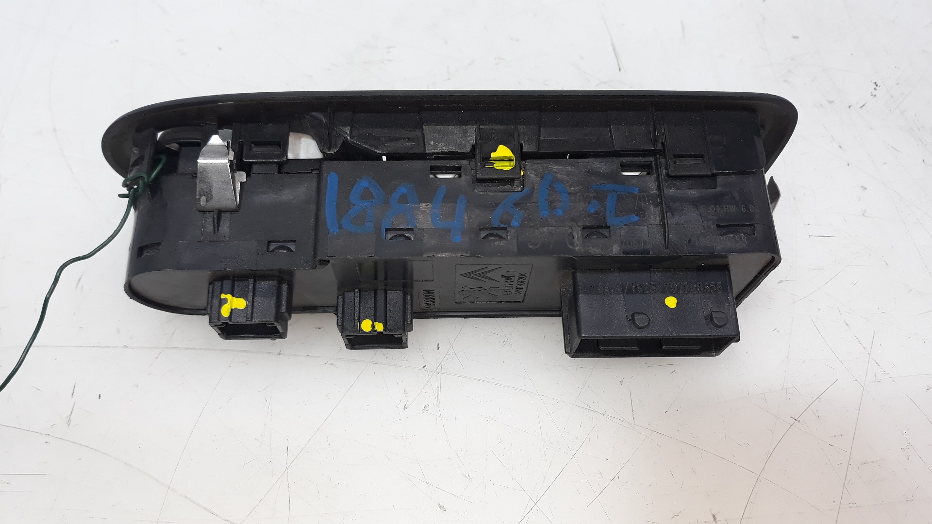 PEUGEOT 508 1 generation (2010-2020) Front Left Door Window Switch 98026370ZD, 98026370ZD 26104937