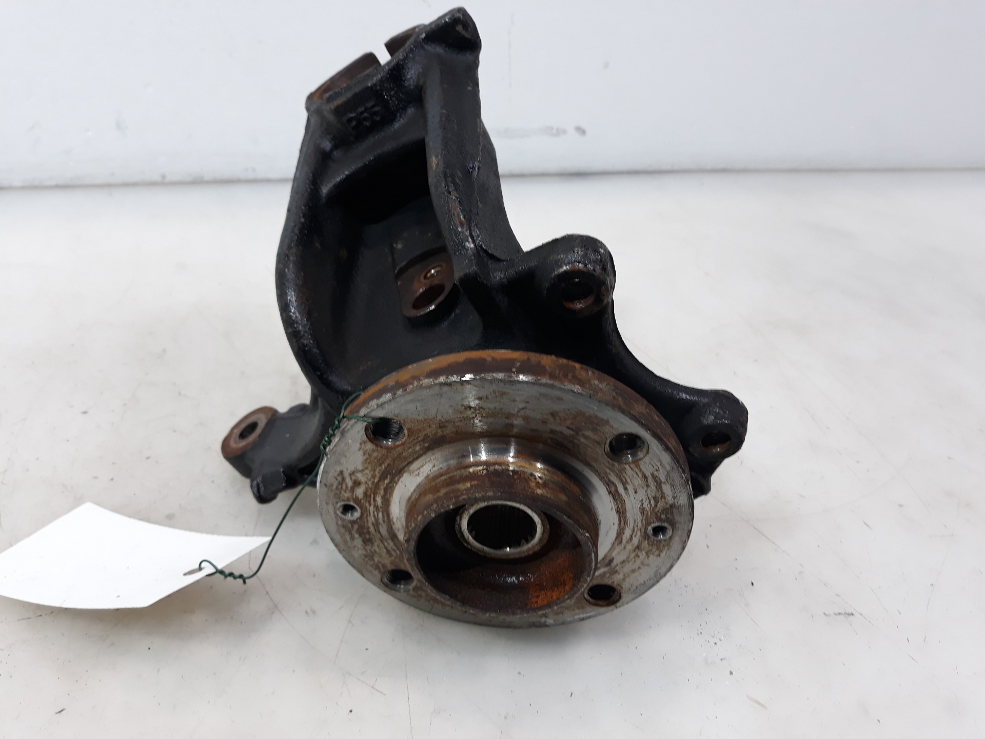 PEUGEOT 208 Peugeot 208 (2012-2015) Front Right Wheel Hub 364790,364790 19099637