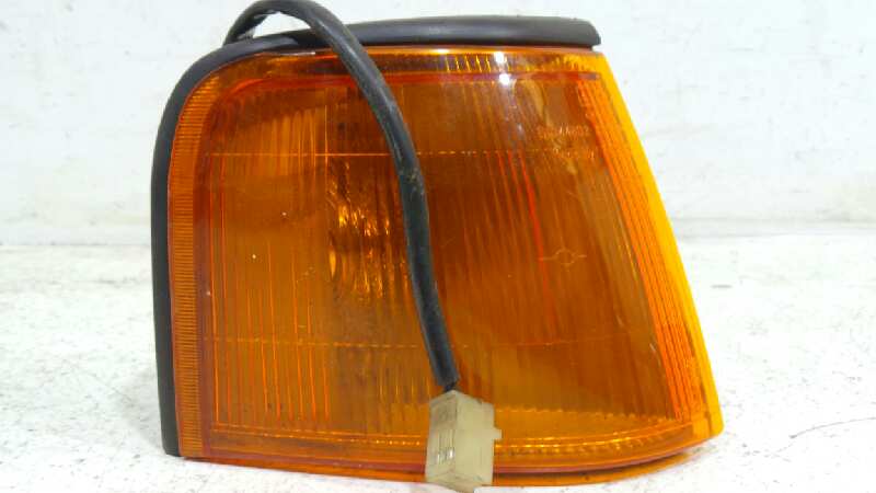 FIAT Uno 1 generation (1983-1995) Front Right Fender Turn Signal 0009943195, 9943195 18819890