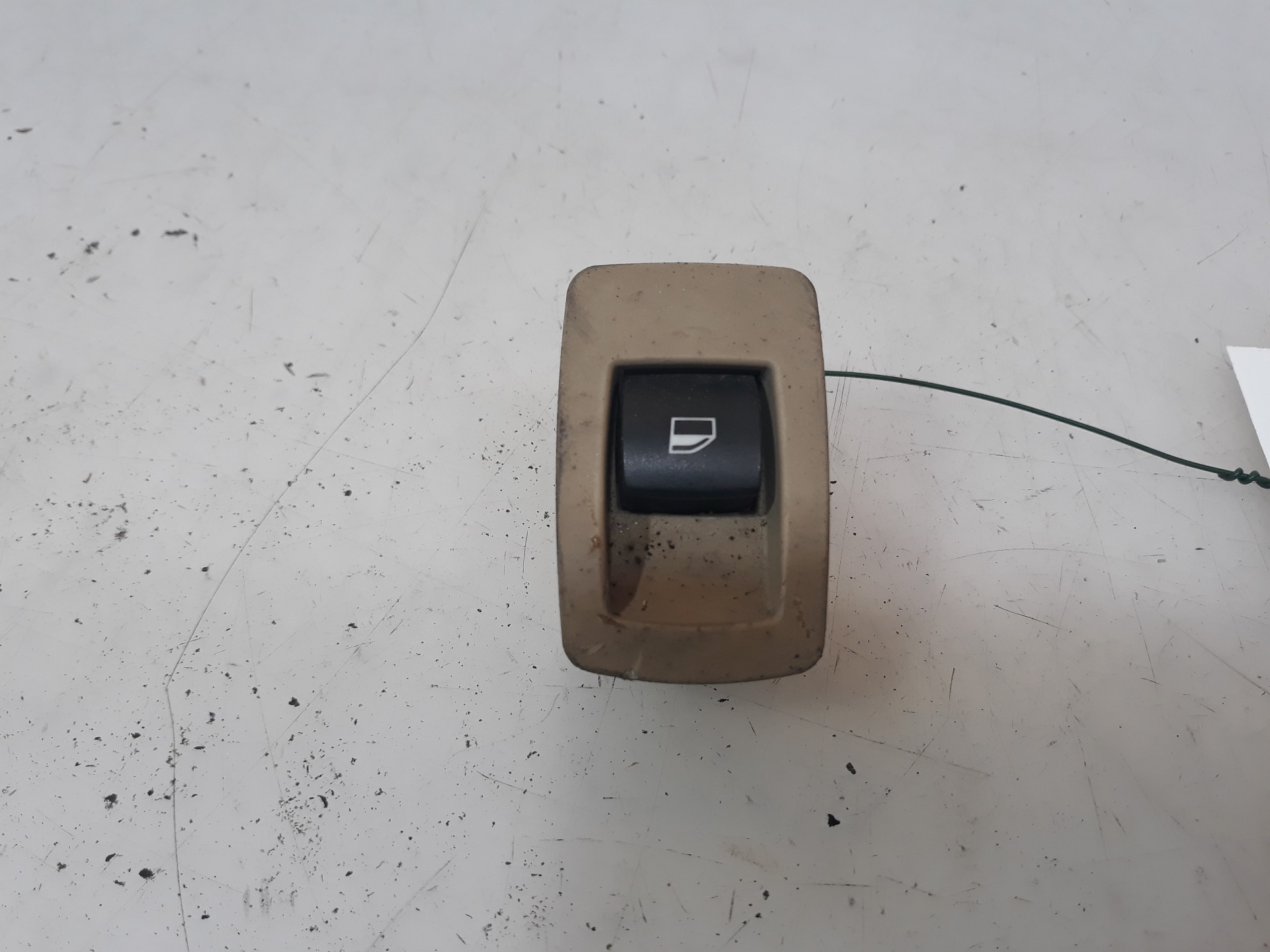 BMW 3 Series E90/E91/E92/E93 (2004-2013) Rear Right Door Window Control Switch 61316945874,61316945874 19094926