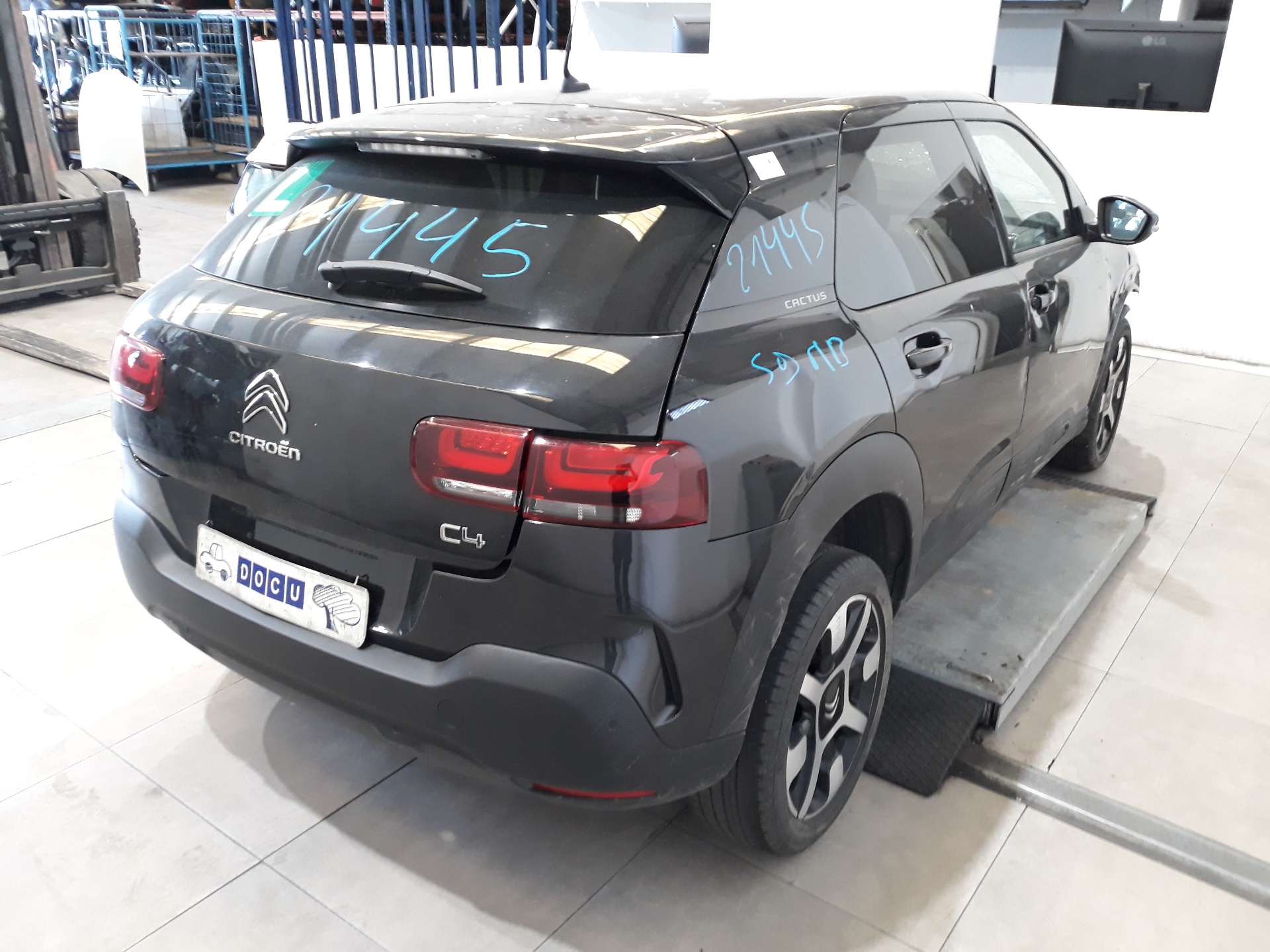 CITROËN C4 Cactus 1 generation (2014-2024) Передній правий карданний вал 9801048680,9801048680 19118662