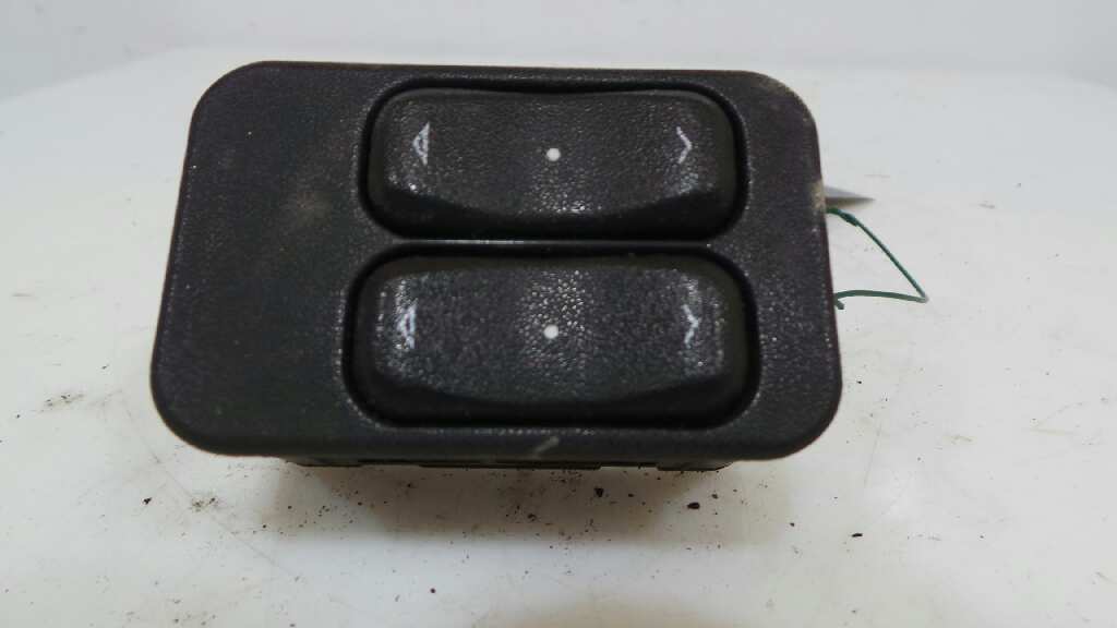 OPEL Corsa C (2000-2006) Front Left Door Window Switch 24409205 18923844