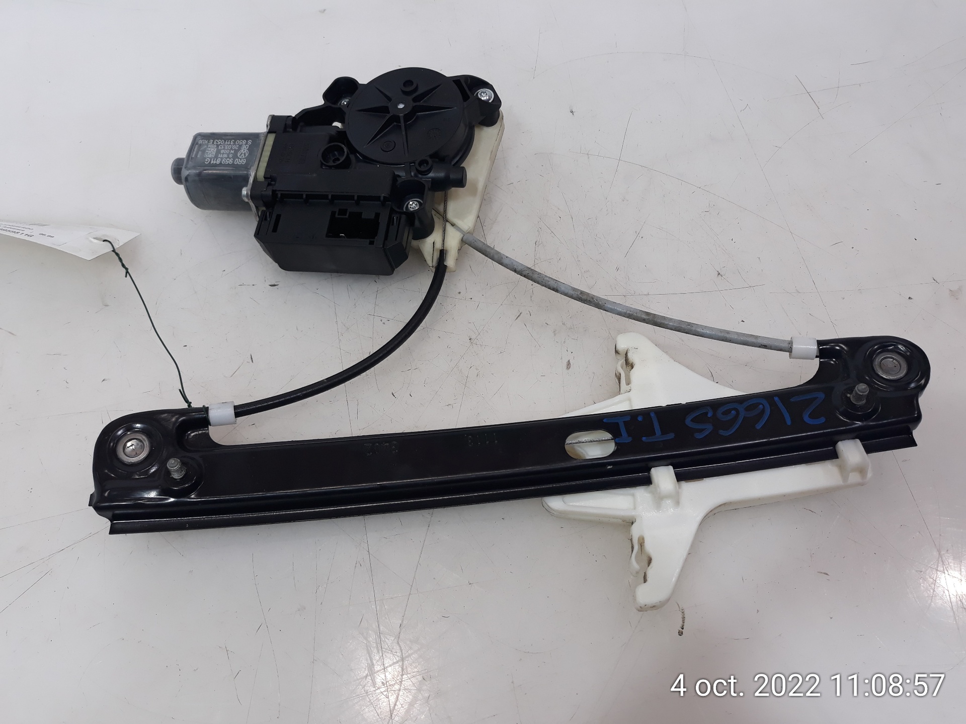 VOLKSWAGEN Polo 5 generation (2009-2017) Rear left door window lifter 6R0959811G,6R0959811G 19136043