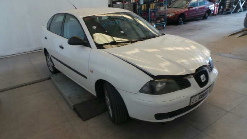 SEAT Cordoba 2 generation (1999-2009) Priekšējo kreiso durvju logu pacēlājs 6L4837751CM,6L4837751CM 19088201