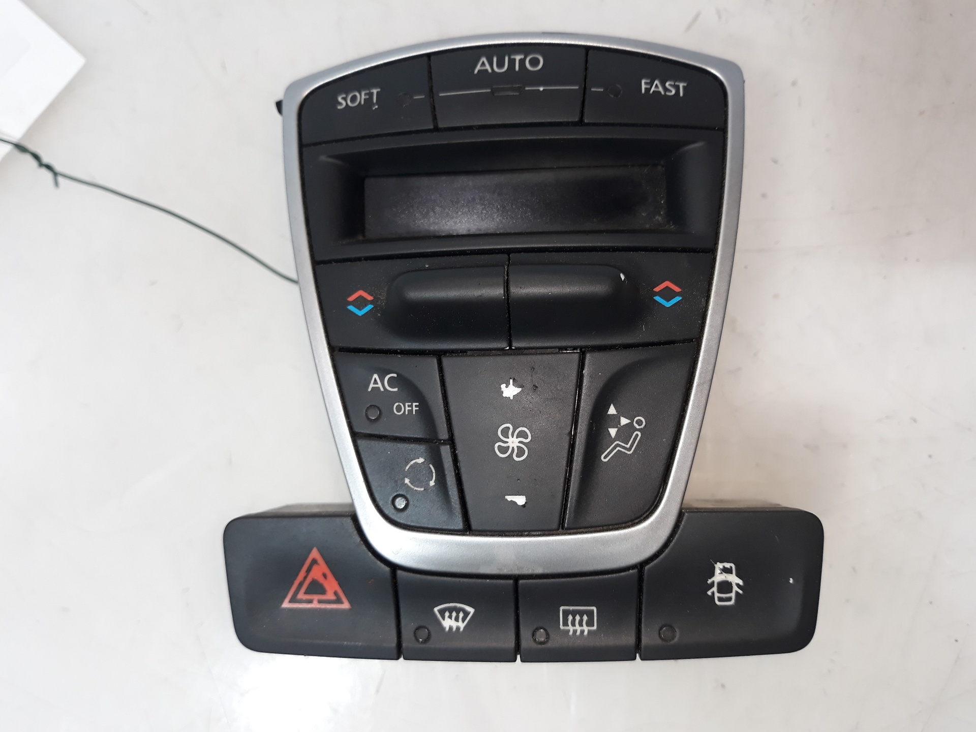 RENAULT Laguna 3 generation (2007-2015) Unitate de control al climei 275109973R, 275109973R 19105600