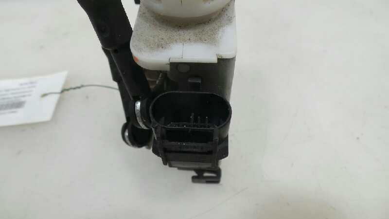 AUDI A4 B5/8D (1994-2001) Front Left Door Lock 8D1837015F, 8D1837015F 19034563