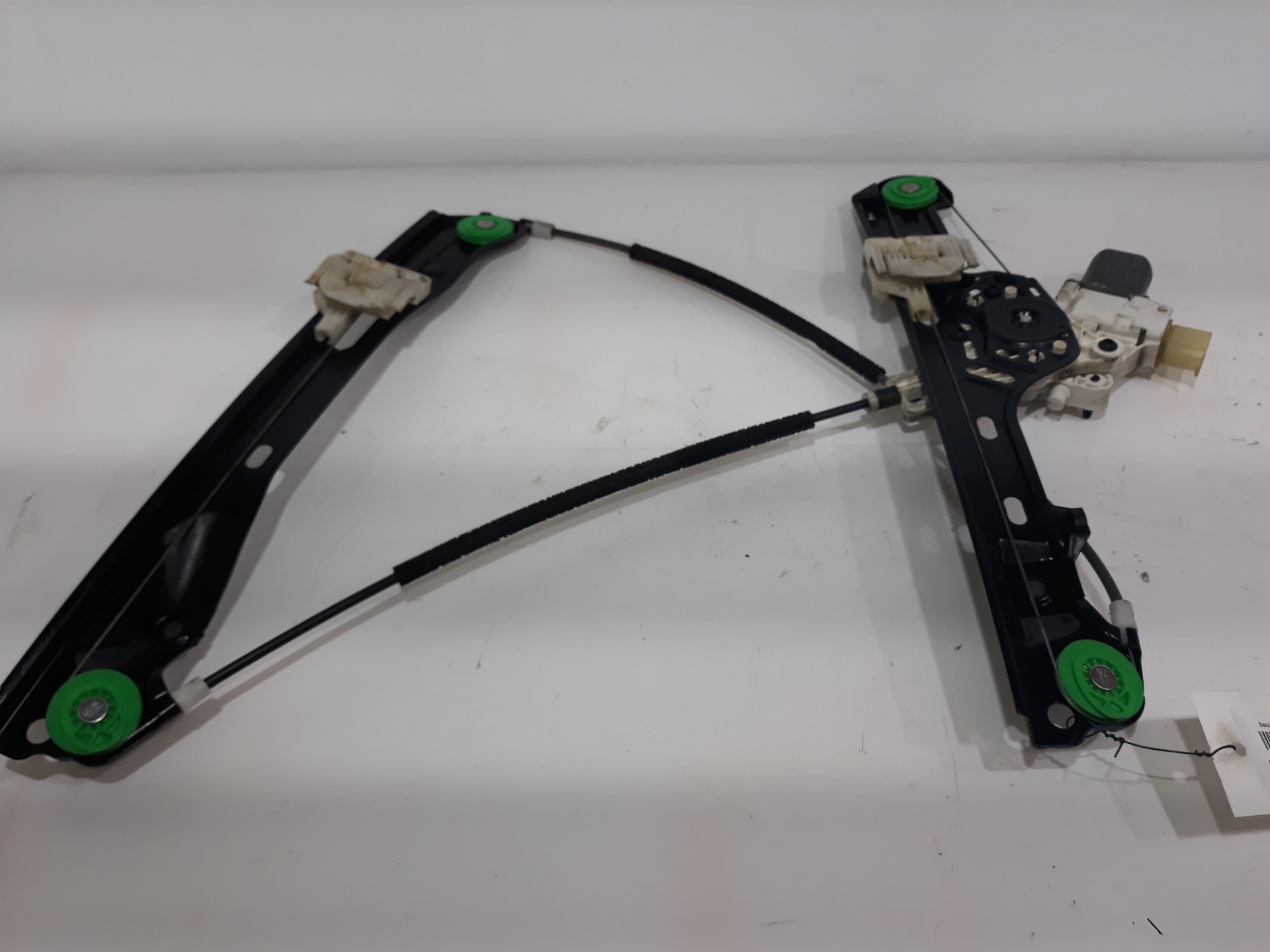 BMW 1 Series E81/E82/E87/E88 (2004-2013) Front Left Door Window Regulator 7067795S, 7067795S 19088286