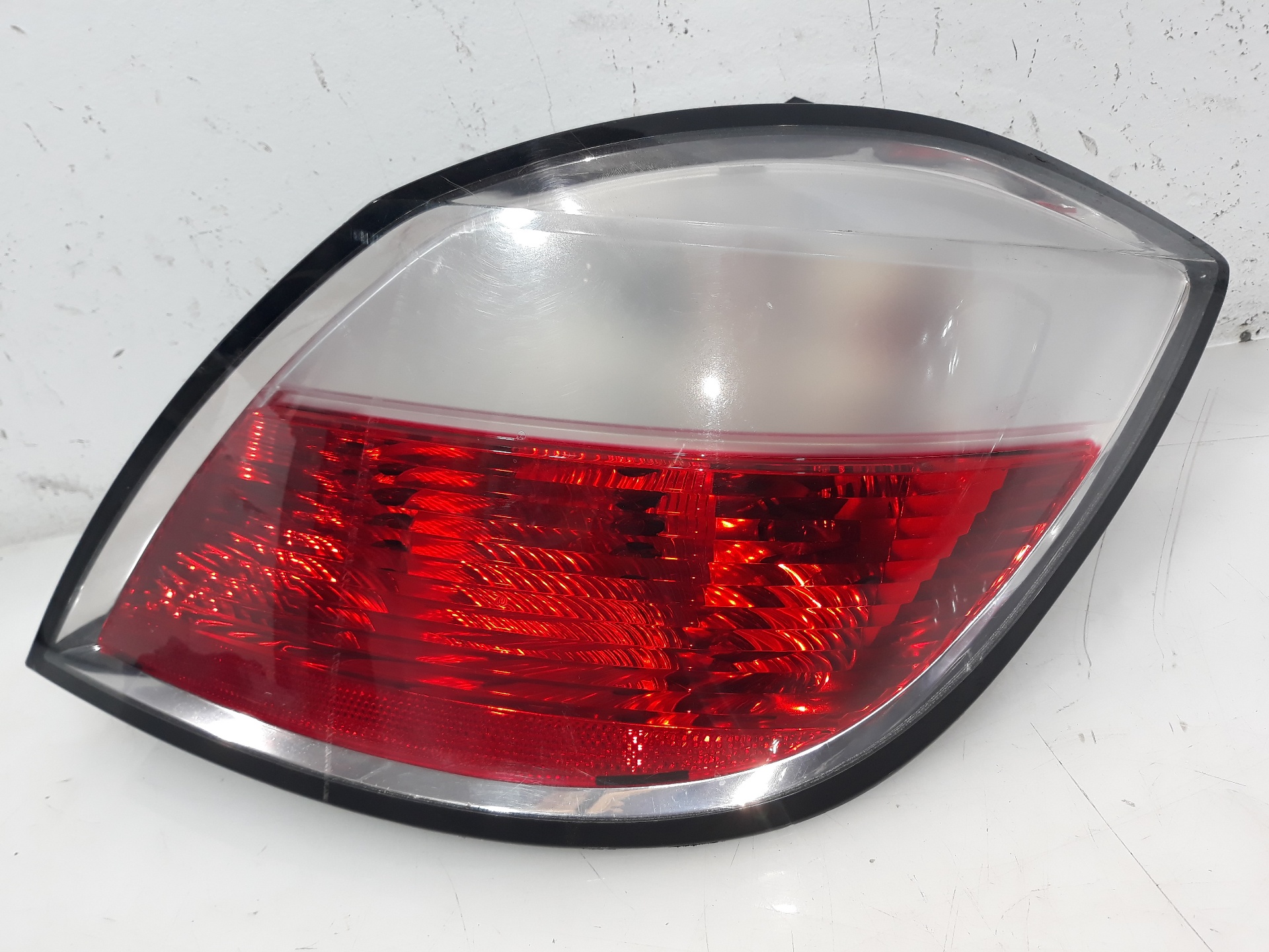 MG Astra J (2009-2020) Rear Right Taillight Lamp 93190305, 1222112 19113266