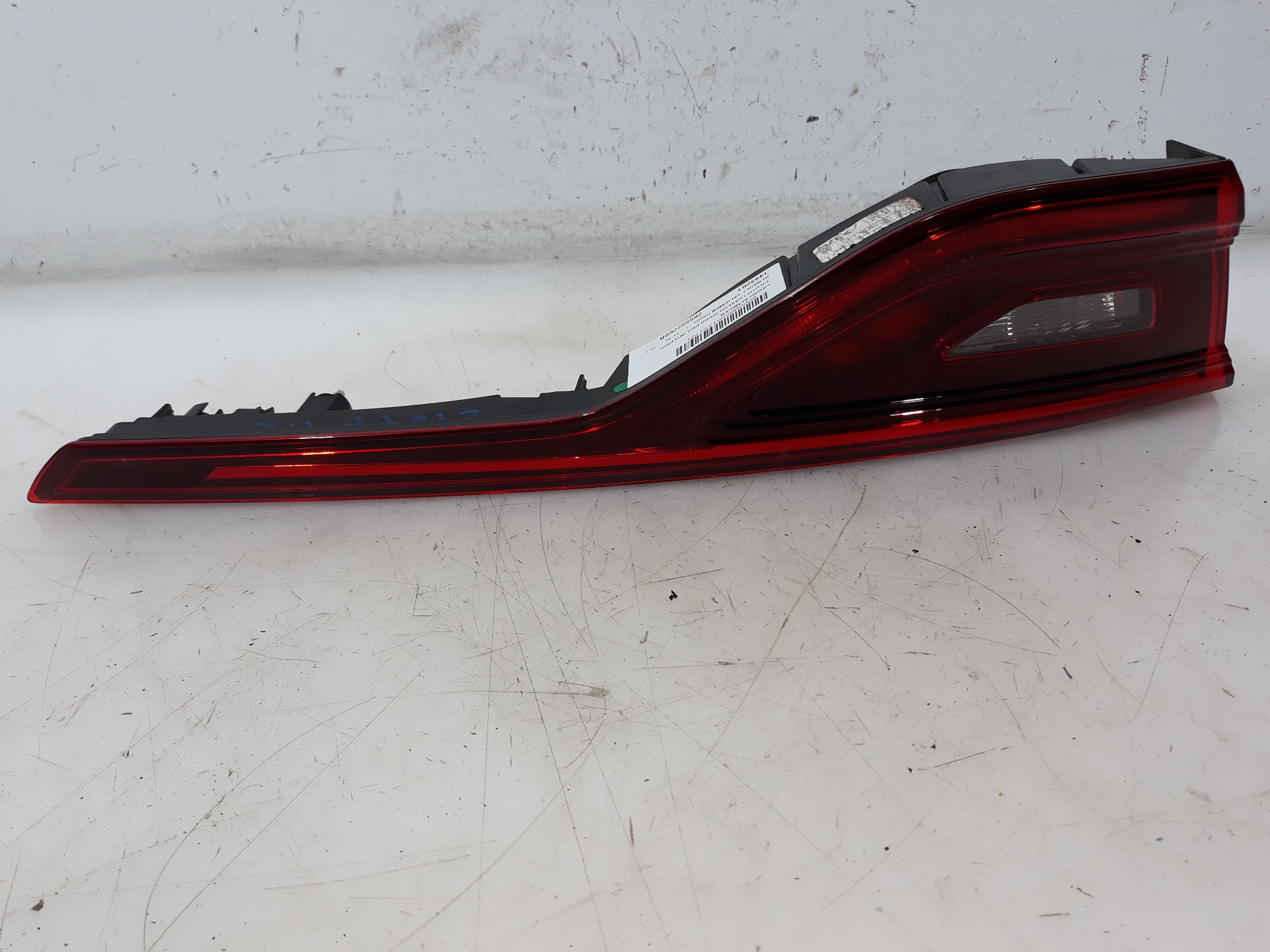 RENAULT Rear Left Taillight 265552260R, 265552260R 26099218