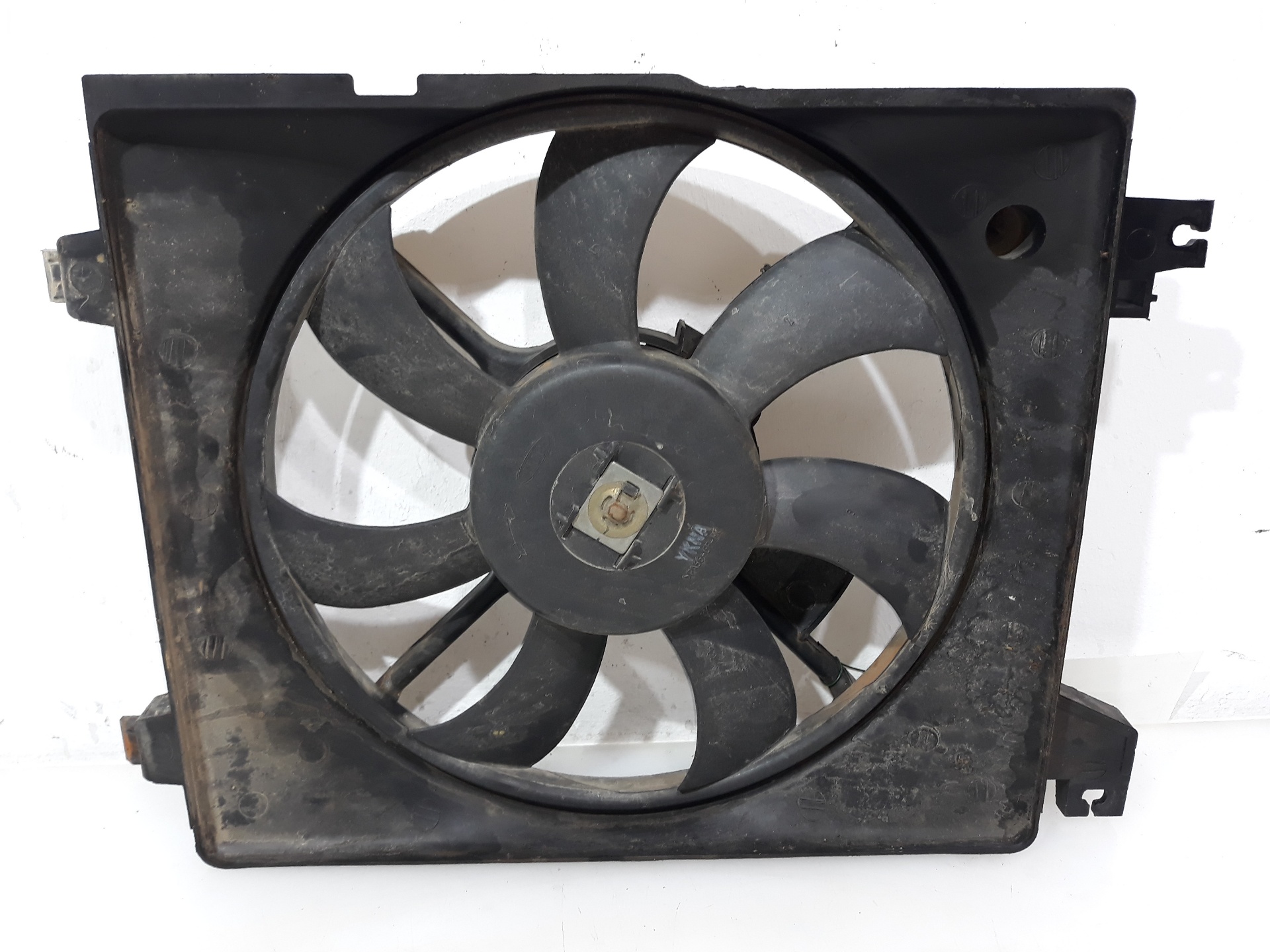 HYUNDAI Elantra XD (2000-2010) Ventilateur diffuseur 977302DXXX, 977302DXXX 19136192