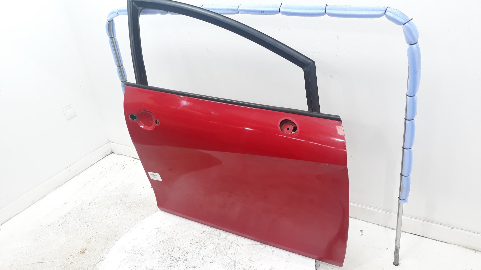 SEAT Leon 2 generation (2005-2012) Передняя правая дверь 1P0831056A, 1P0831056A 25211826