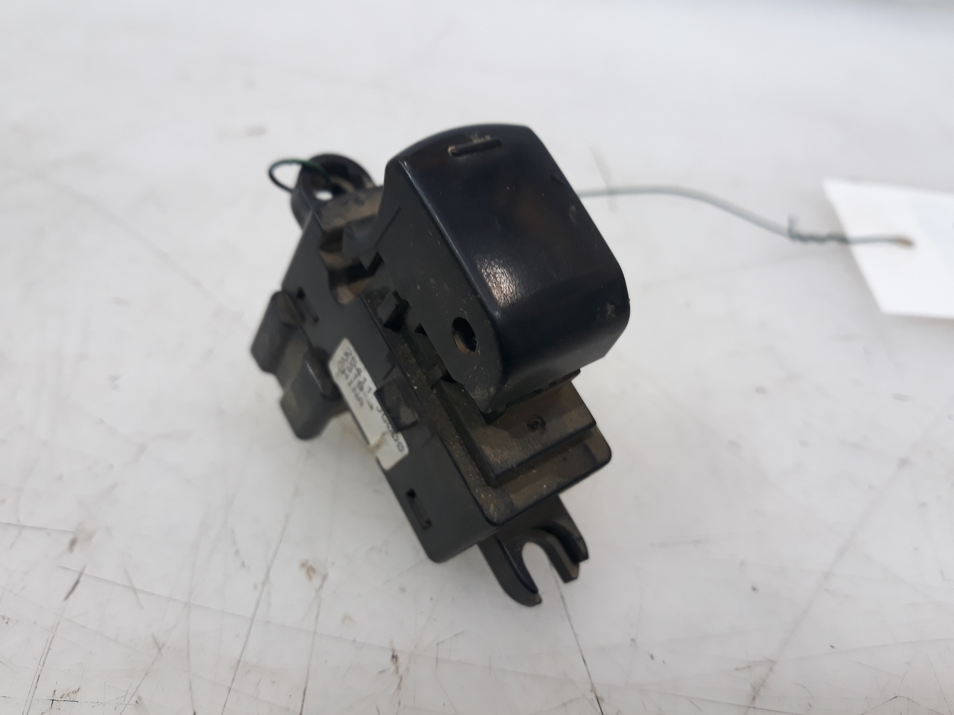 DODGE X-Trail T31 (2007-2014) Front Right Door Window Switch 25411JG000, 25411JG000 19160735