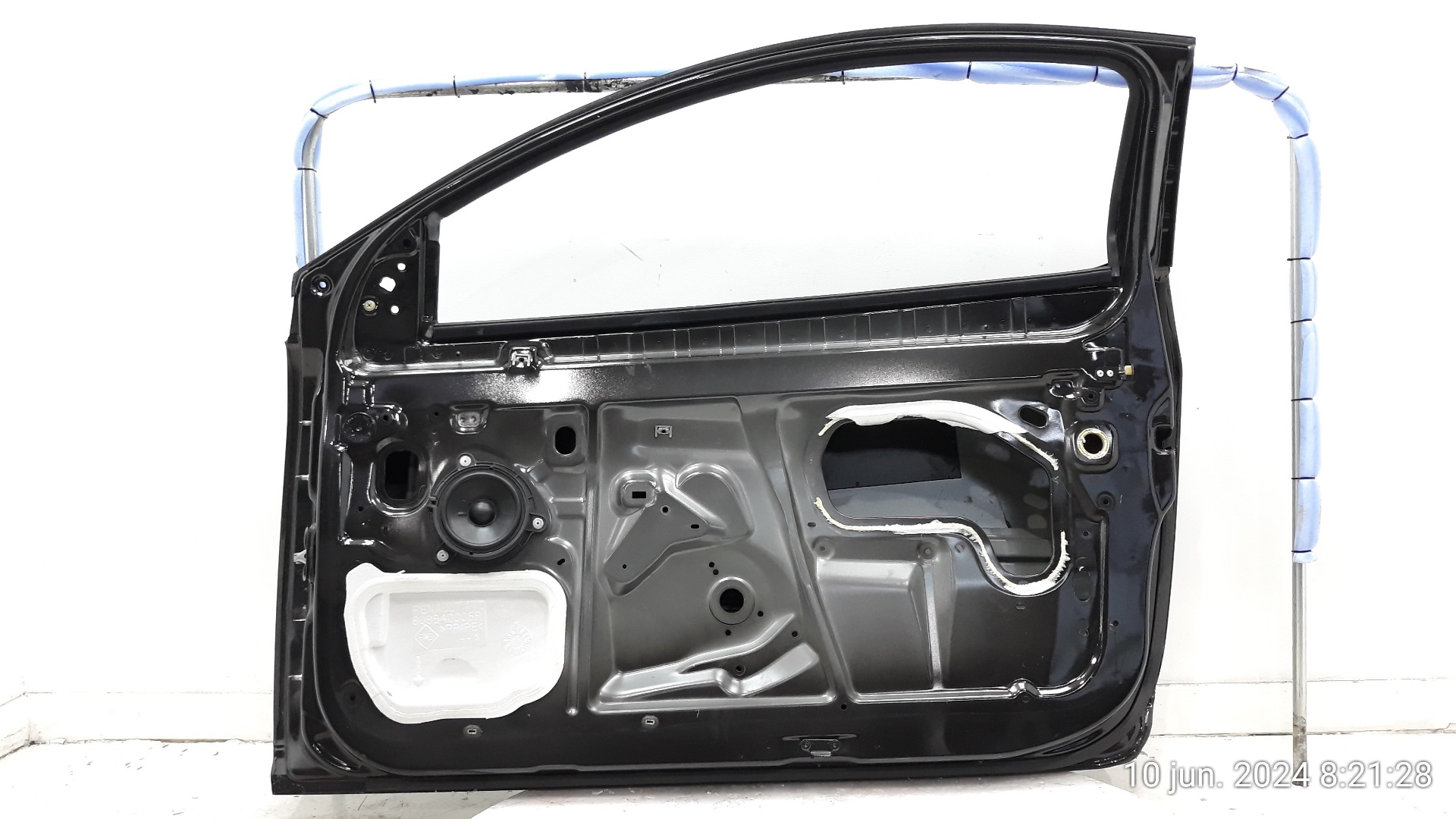 MITSUBISHI Megane 3 generation (2008-2020) Front Right Door 801001645R 25195459