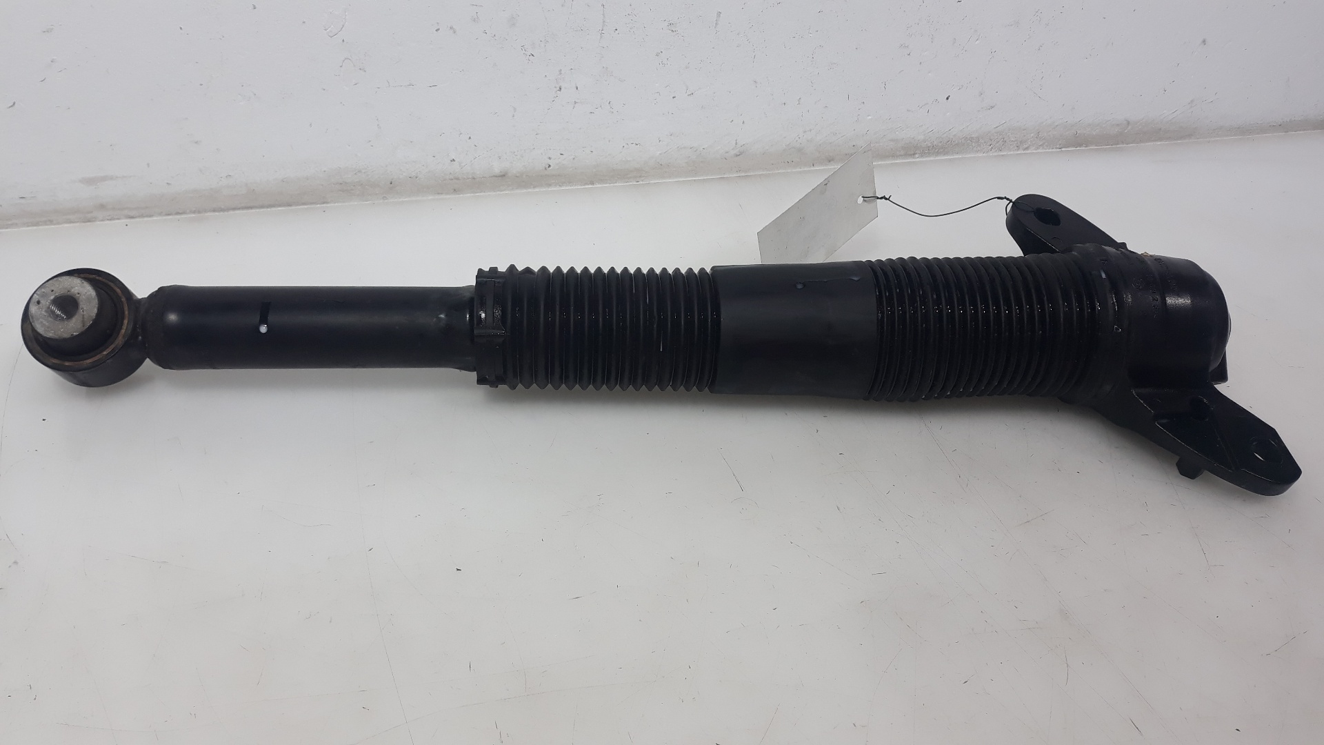 LAND ROVER Discovery Sport 1 generation (2014-2024) Rear Right Shock Absorber GK7218A116, GK7218A116 25211411