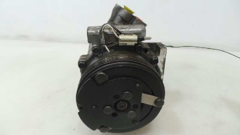 RENAULT Clio 2 generation (1998-2013) Air Condition Pump 8200037058, 8200037058 19079410