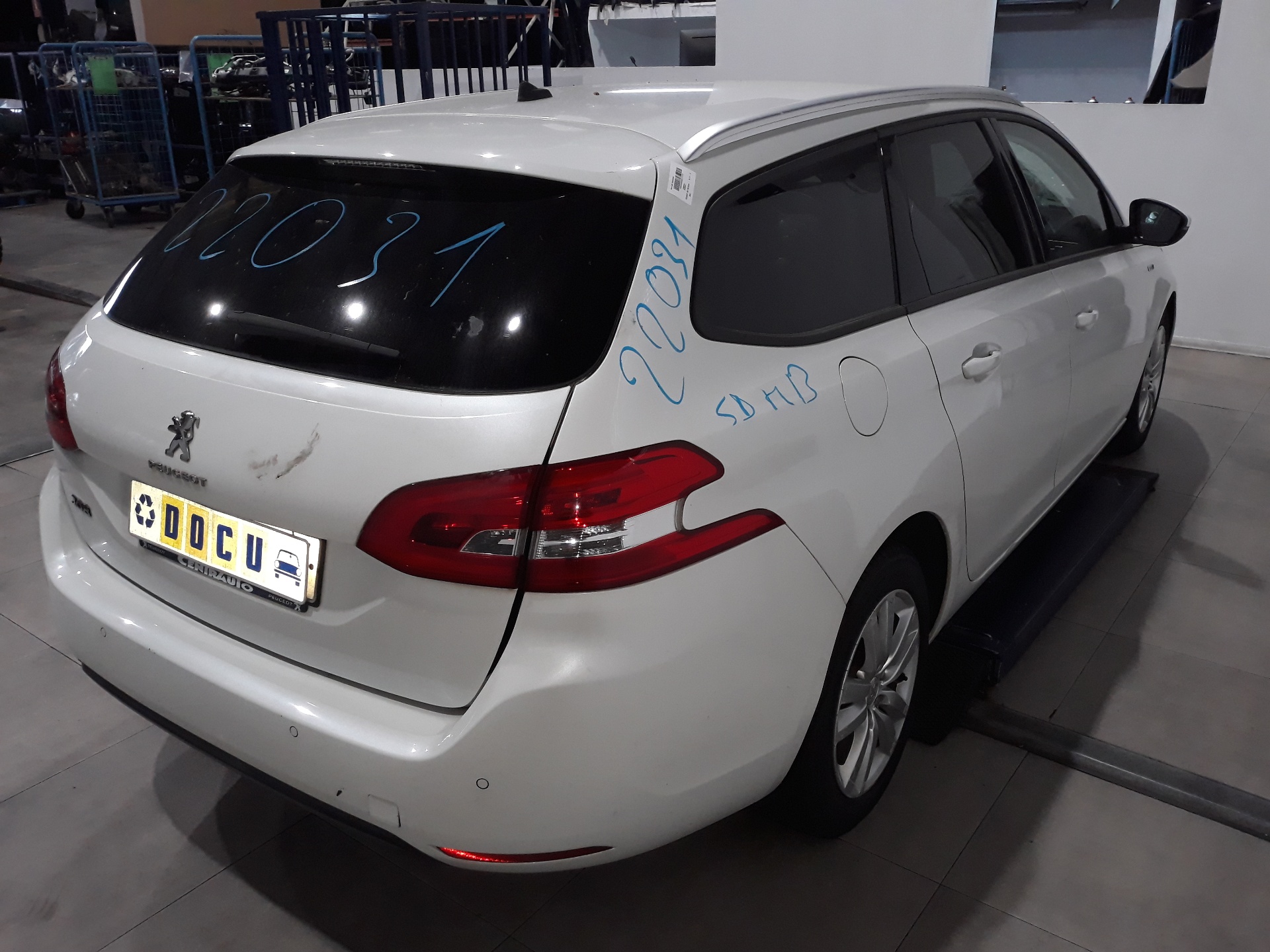 PEUGEOT 308 T9 (2013-2021) Повторитель переднего правого крыла 9812662180,9812662180 26093824