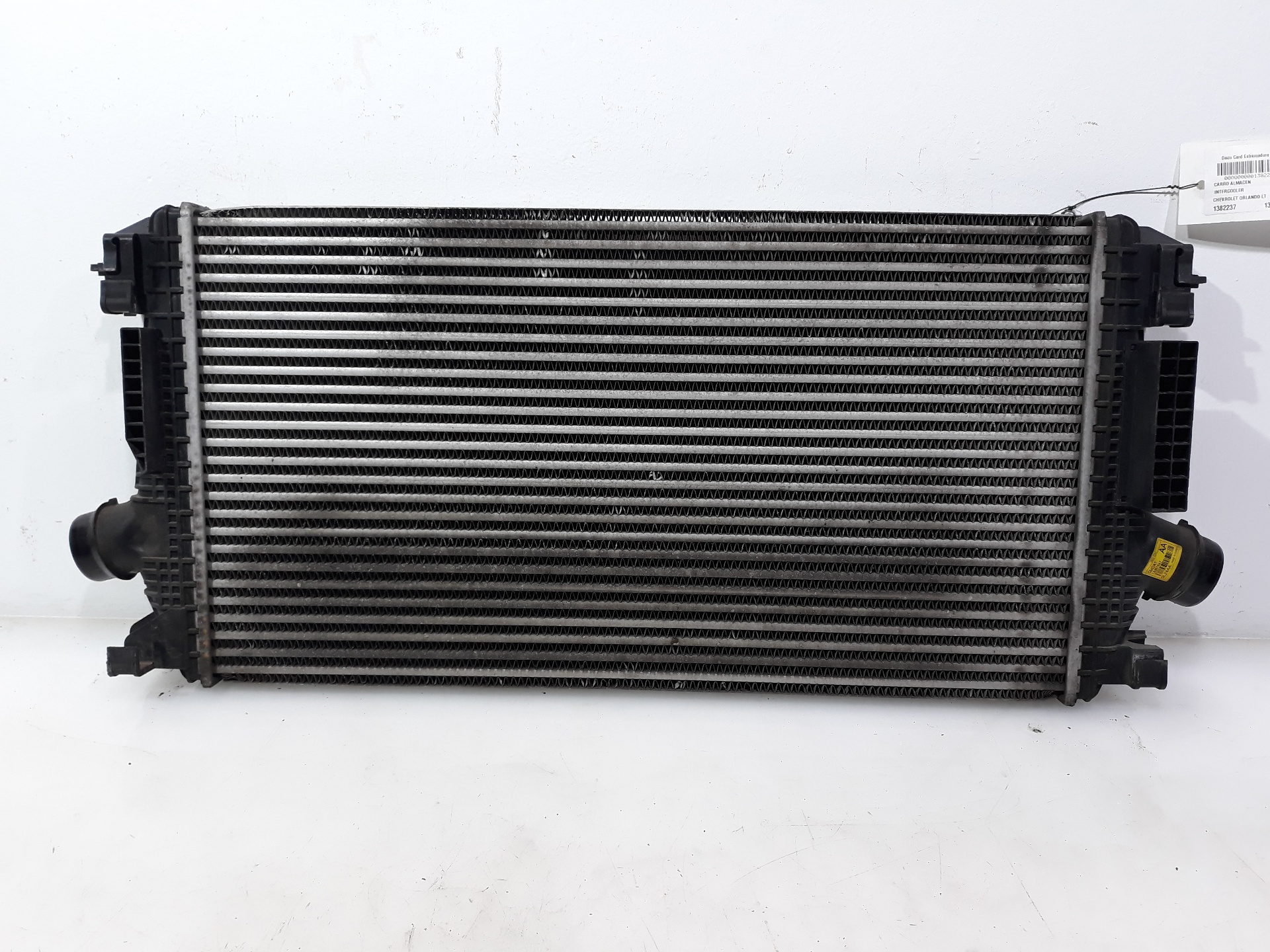 CHEVROLET Orlando 1 generation (2010-2015) Radiateur de refroidisseur intermédiaire 13267647, 13267647 19125537