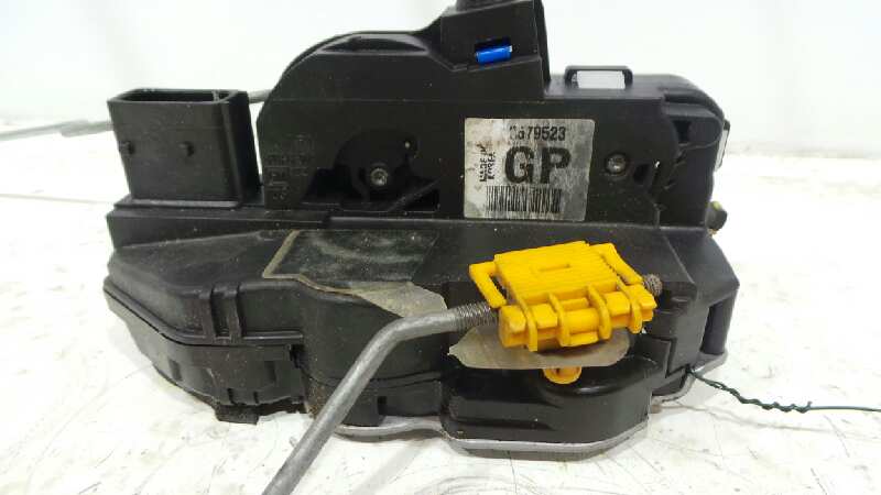 OPEL Astra J (2009-2020) Front Right Door Lock 13577984 18893081