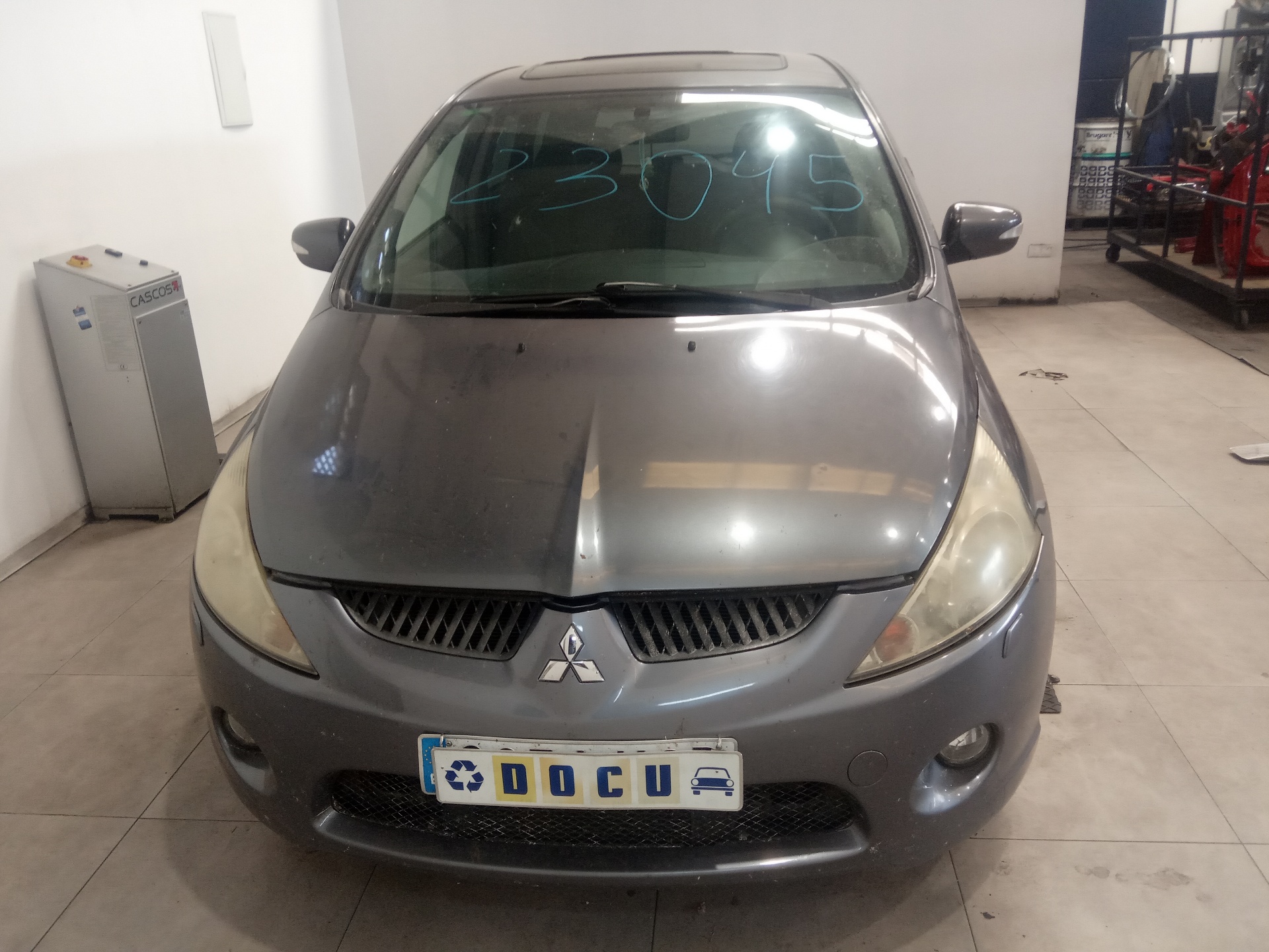 MITSUBISHI Grandis 1 generation (2003-2011) Jobb hátsó ajtó ablakemelője MR959660 26352900