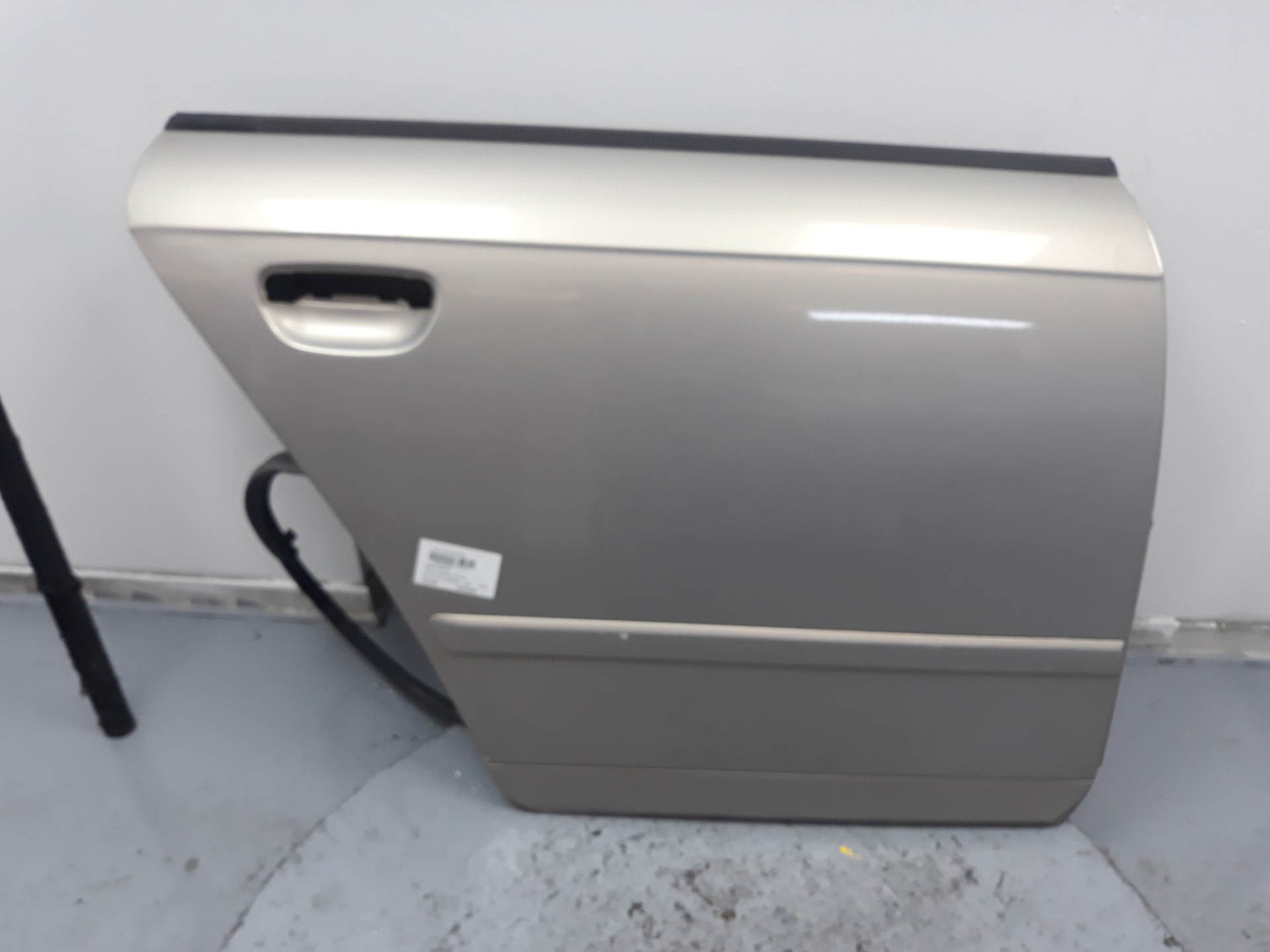 SEAT Exeo 1 generation (2009-2012) Rear Right Door 3R0833052, 3R0833052 19096383