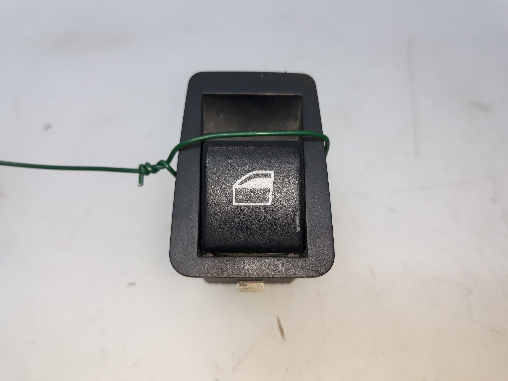 BMW 3 Series E46 (1997-2006) Rear Right Door Window Control Switch 6902174,6902174 19138956