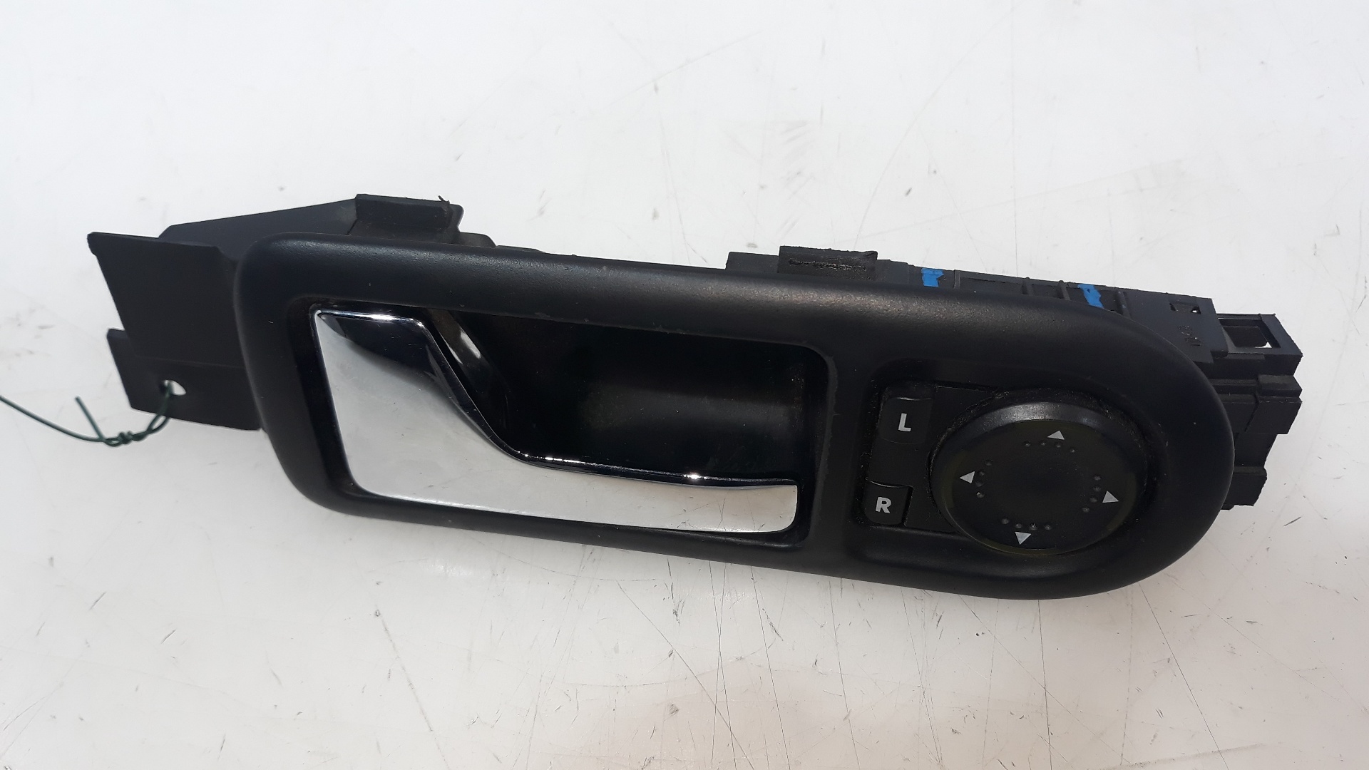 VOLKSWAGEN Passat B5 (1996-2005) Front Left Door Interior Handle Frame 3B1837113,3B1837113 25211471