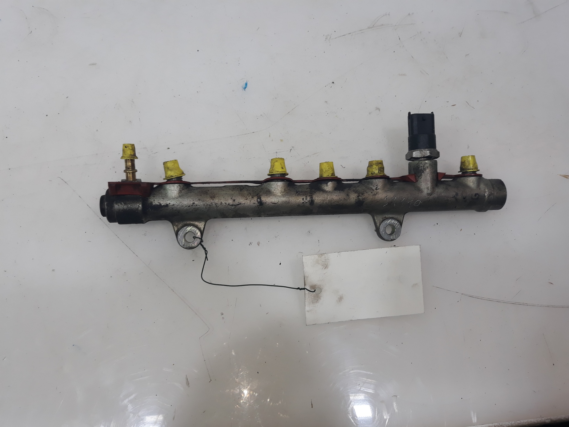 RENAULT Megane 2 generation (2002-2012) Fuel Rail 8200396999, 8200396999 18993369