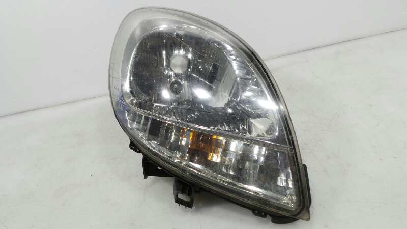 NISSAN Front Right Headlight 8200236591, 8200236591 18952971