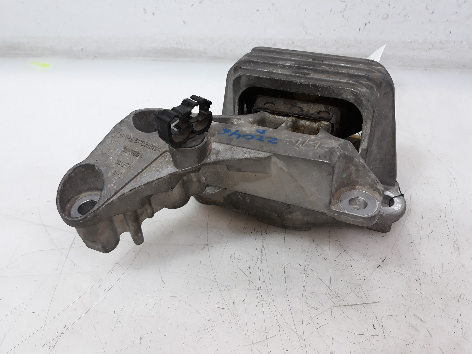 RENAULT Scenic 3 generation (2009-2015) Right Side Engine Mount 112100032R, 112100032R 21471800