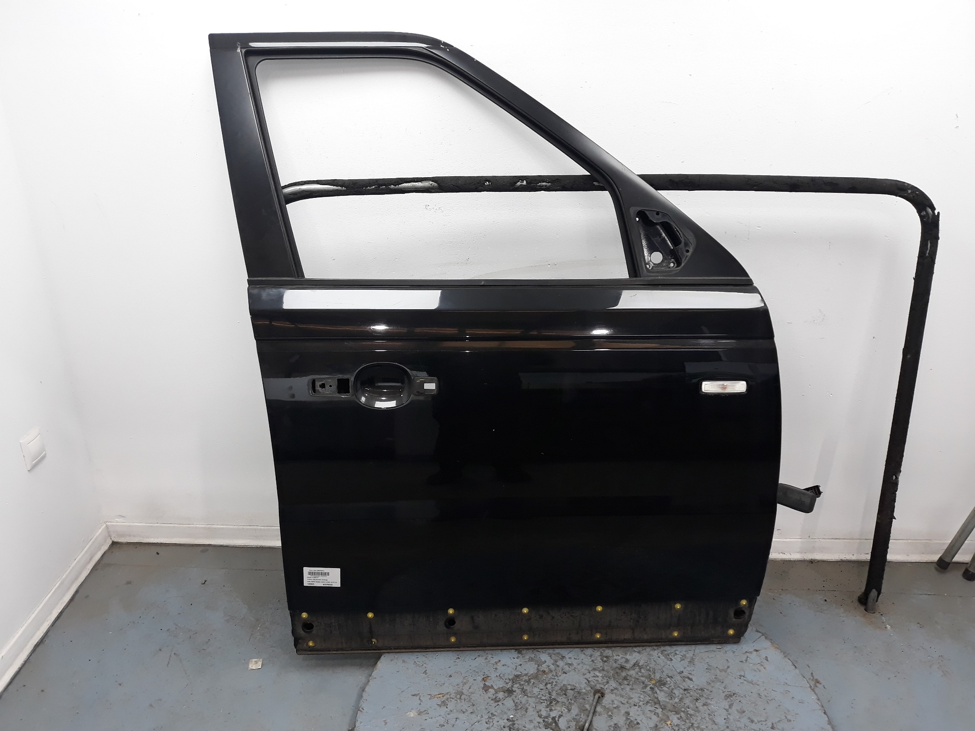 LAND ROVER Range Rover Sport 1 generation (2005-2013) Front Right Door BDA790080,BDA790080 19153535