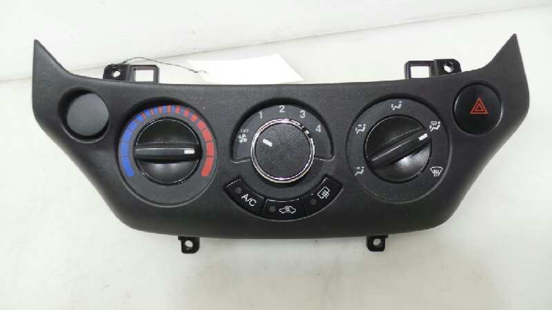 CHEVROLET Aveo T200 (2003-2012) Unité de climatisation T250LHDAC,T250LHDAC 19012494