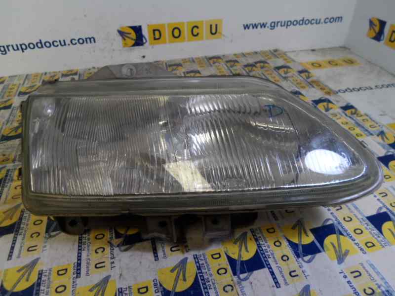 TOYOTA Laguna 1 generation (1993-2001) Front Right Headlight 7701038262, 7701038262 18854653