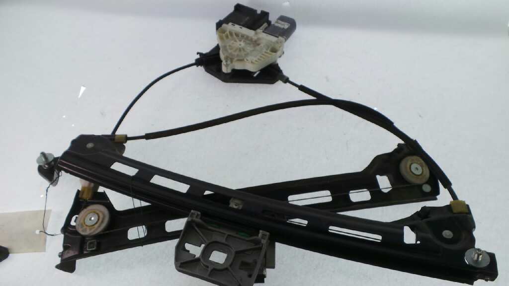 VOLKSWAGEN Passat CC 1 generation (2008-2017) Front Right Door Window Regulator 3C8837462J, 3C8837462J 18982934