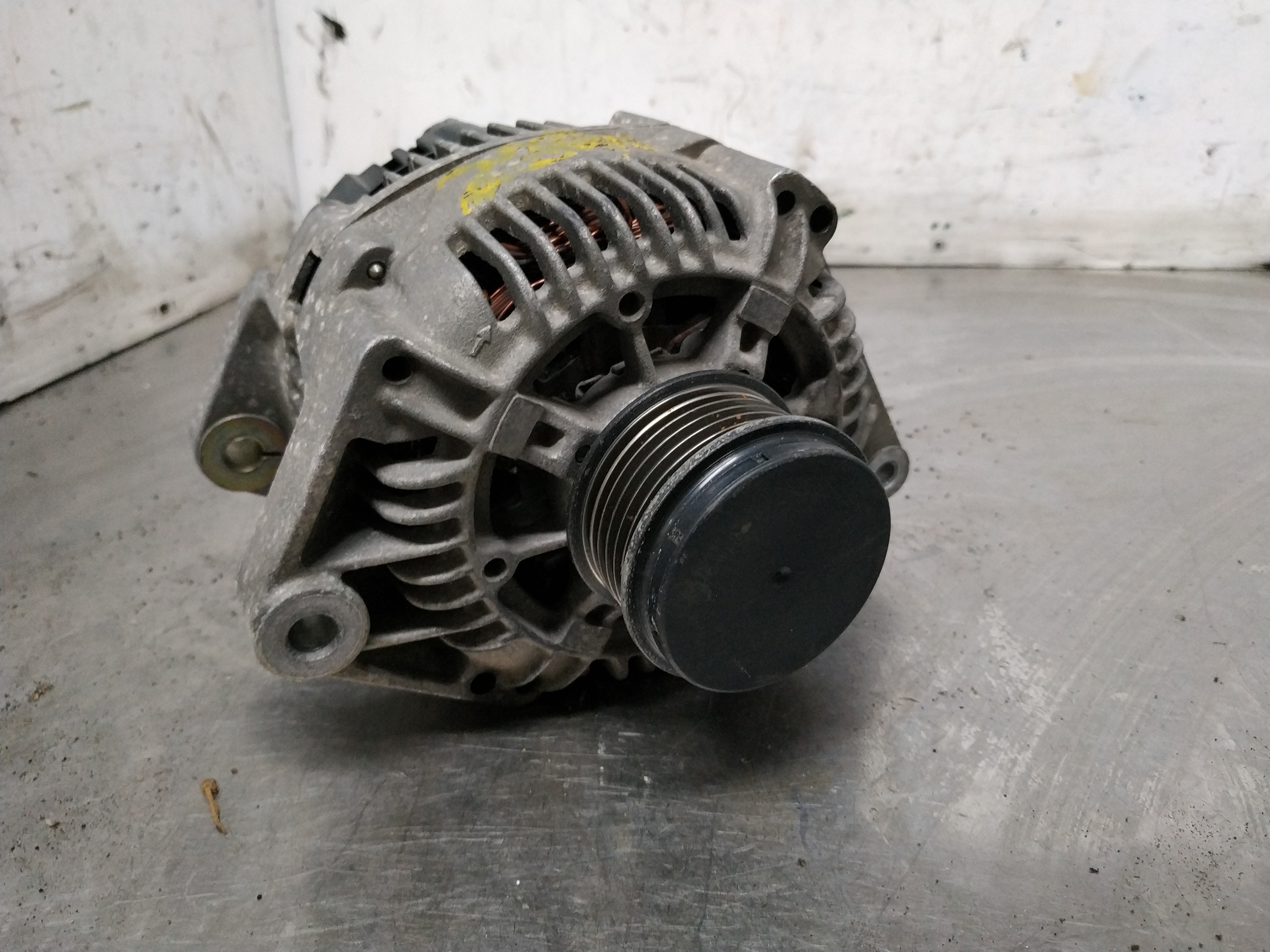 Alternador F9QK7 7700431943 de Renault Scénic i monospace (ja0/1_, fa0_) 1999-2003 - pieza usada
