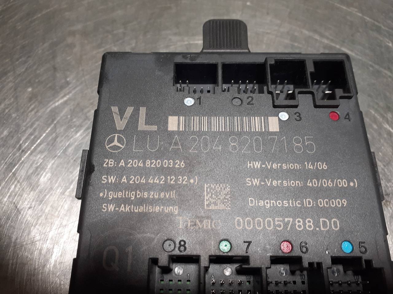 MERCEDES-BENZ C-Class W204/S204/C204 (2004-2015) Other Control Units A2048207185 18959477