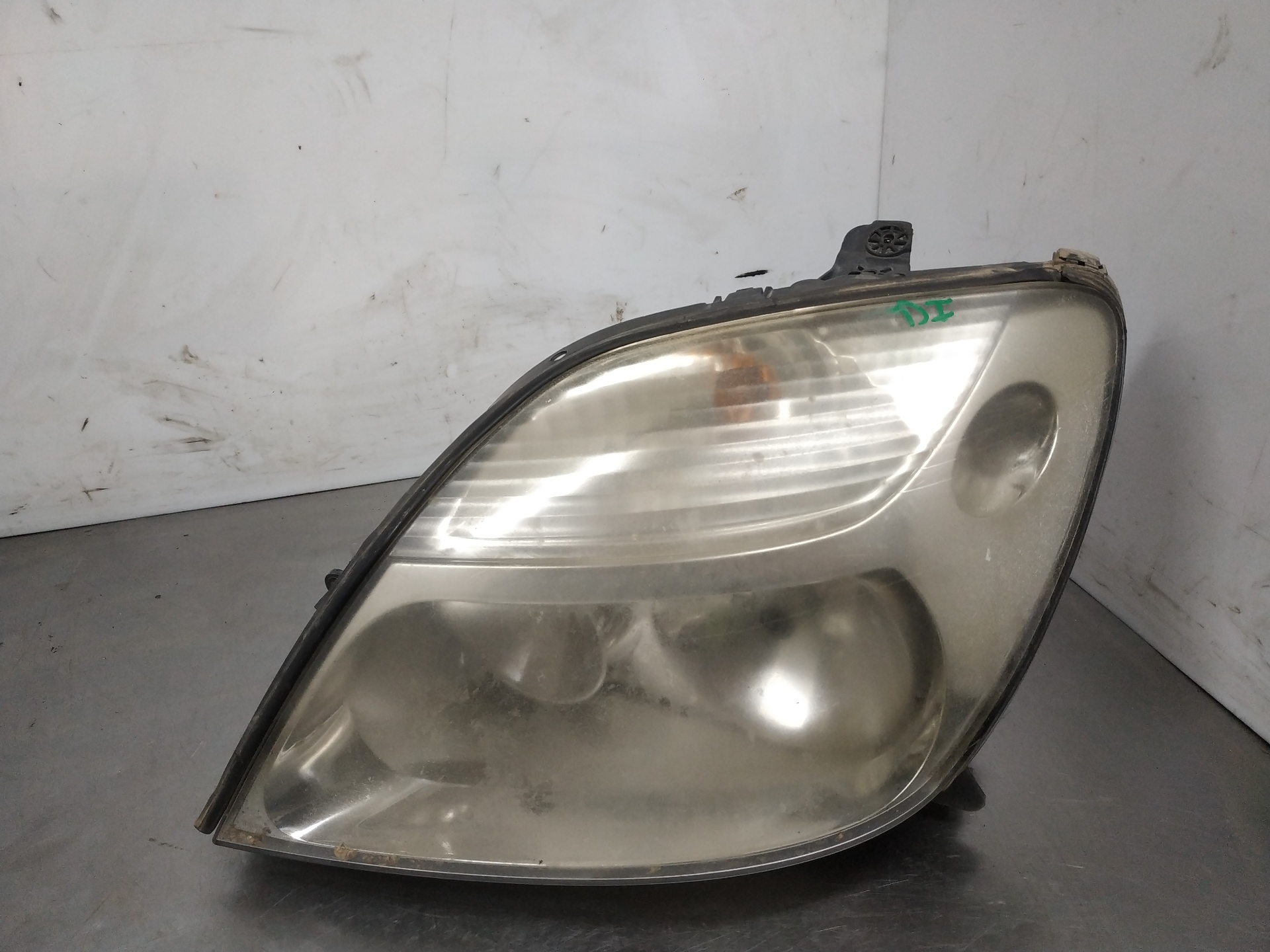 Faro izquierdo 7700432098 de Renault Megane i 1997-2003 - pieza usada