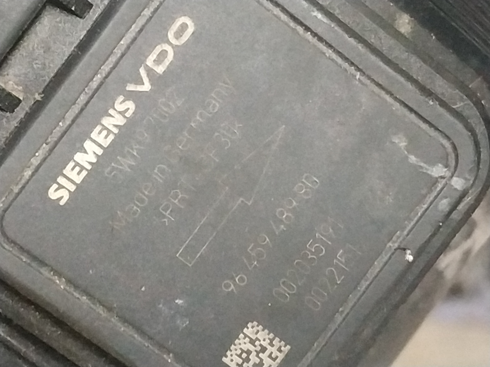 Caudalímetro G6DA 9645948980 de Ford Focus 2003-0 - pieza usada