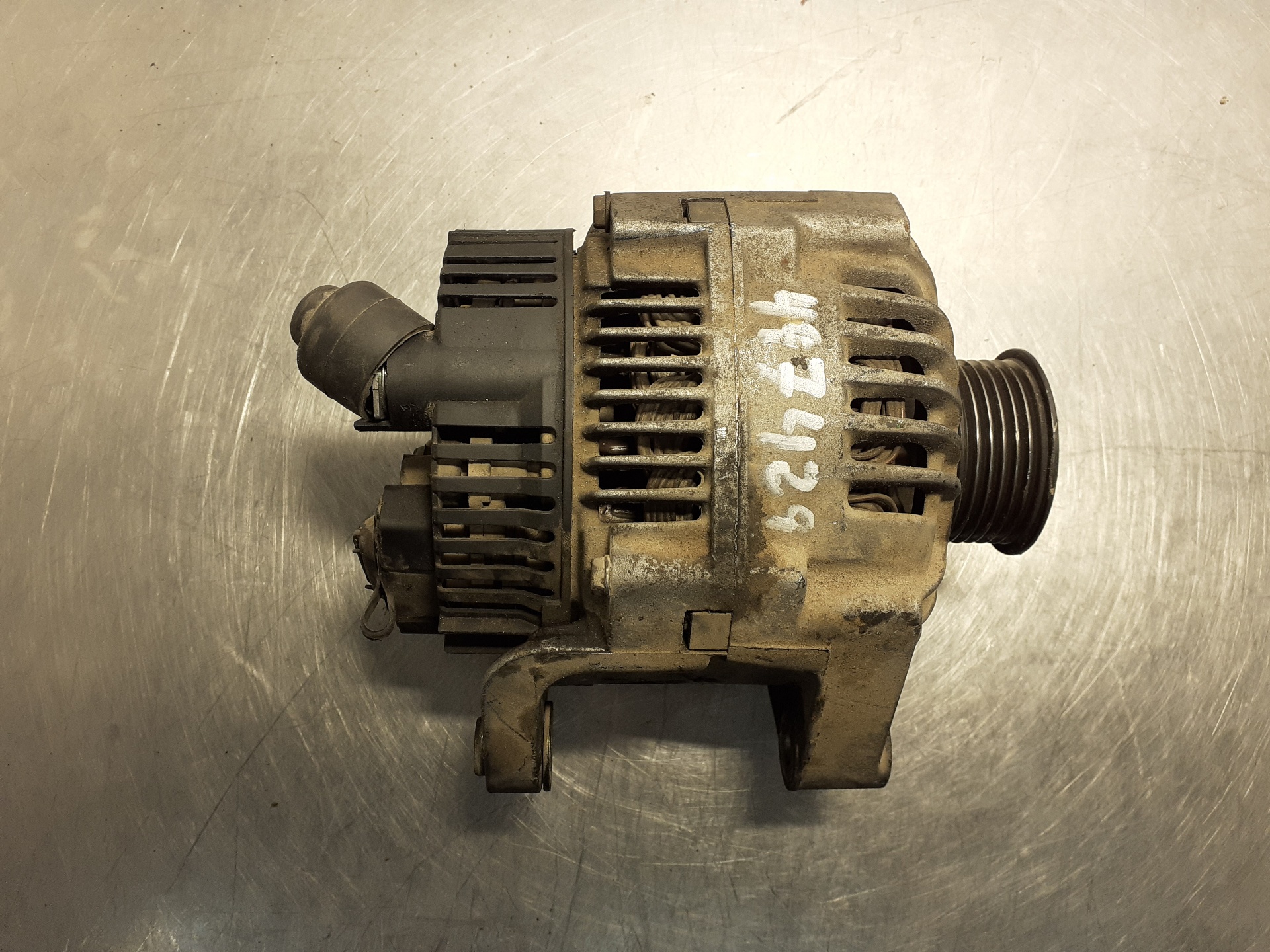 TOYOTA Laguna 1 generation (1993-2001) Alternator 19047573