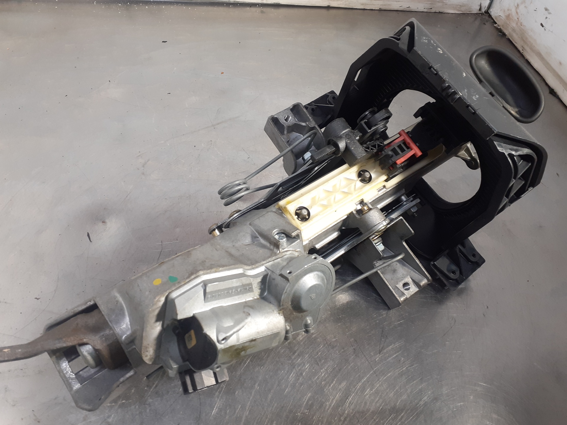 MITSUBISHI C-Class W203/S203/CL203 (2000-2008) Steering Column Mechanism A2034620005 18993320