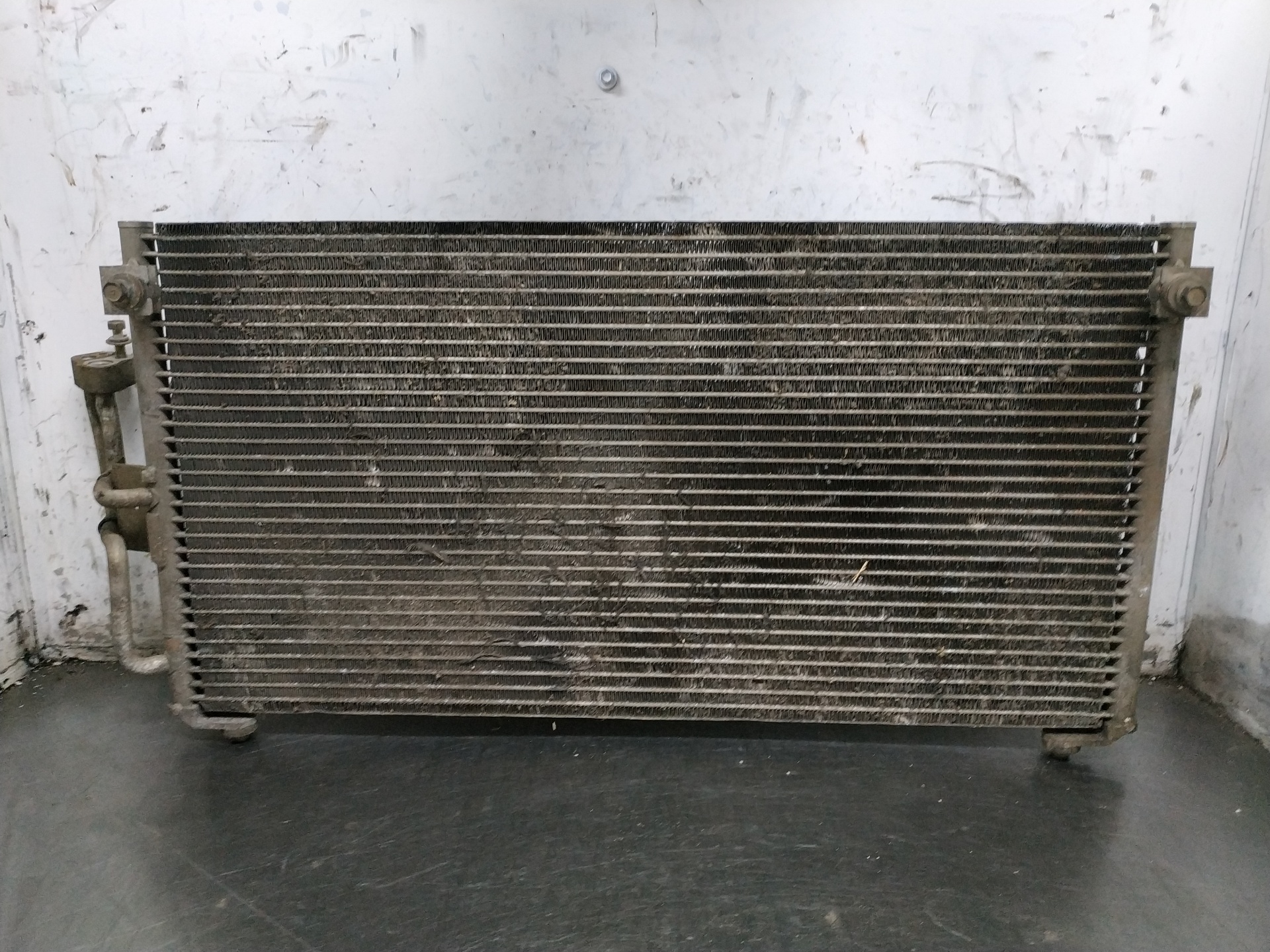 Condensador / radiador aire acondicionado 4D68SOHC 4825941 de Mitsubishi Galant 1996-2004