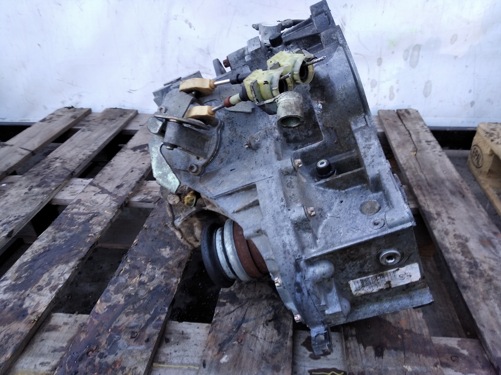 Caja de cambios Y20DTH 5495775 de Opel Vectra b (j96) 1995-2002