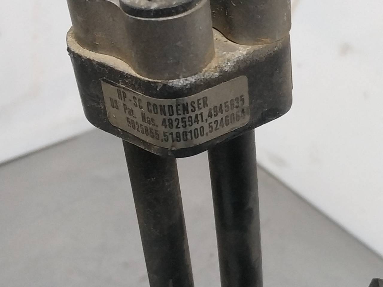 Condensador / radiador aire acondicionado 4825941 de Volvo S40 ii (544) 2006-2010 - pieza usada