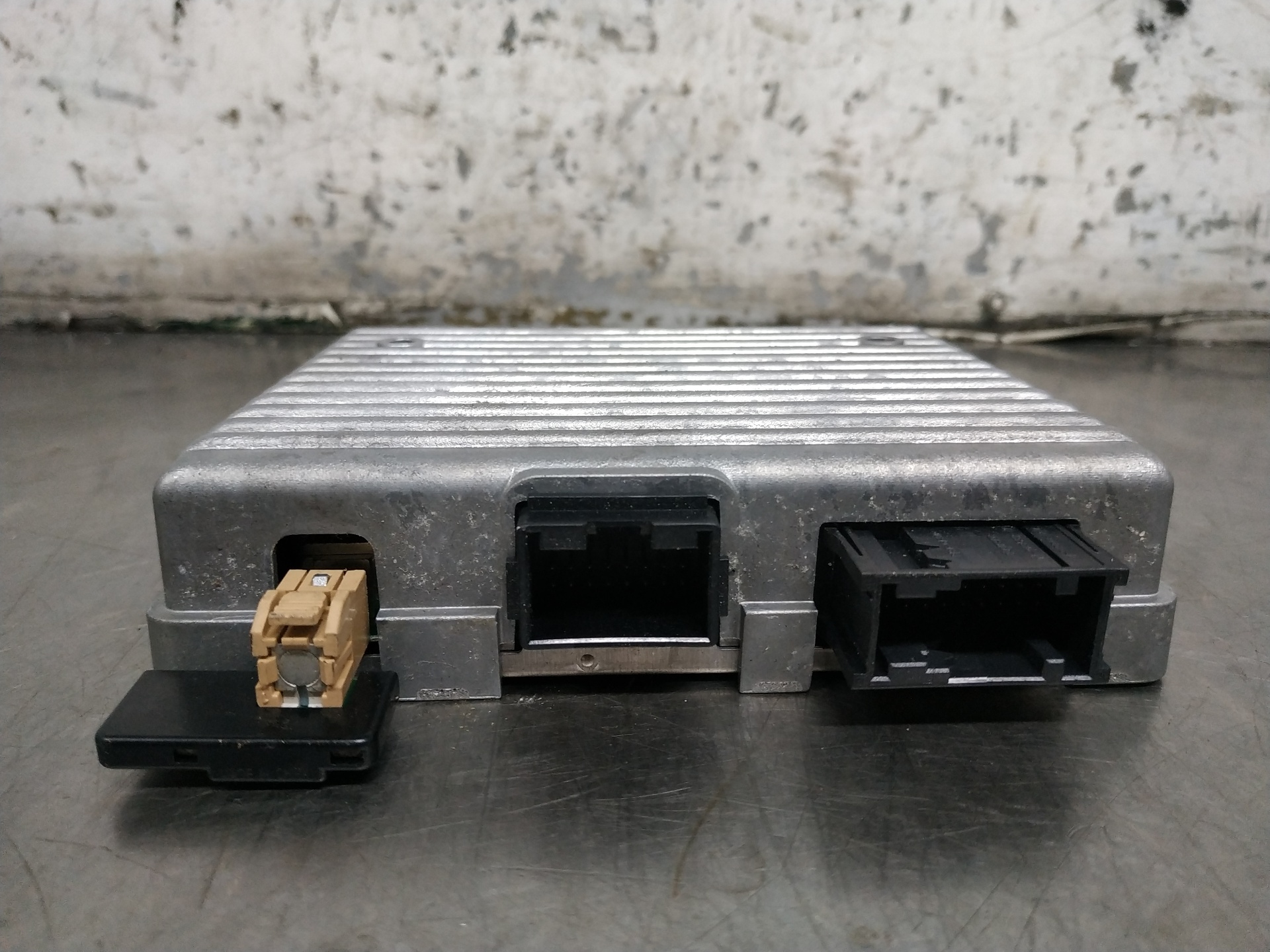 Módulo electronico A20DTH 13342398 de Opel Insignia 2008-2011 - pieza usada