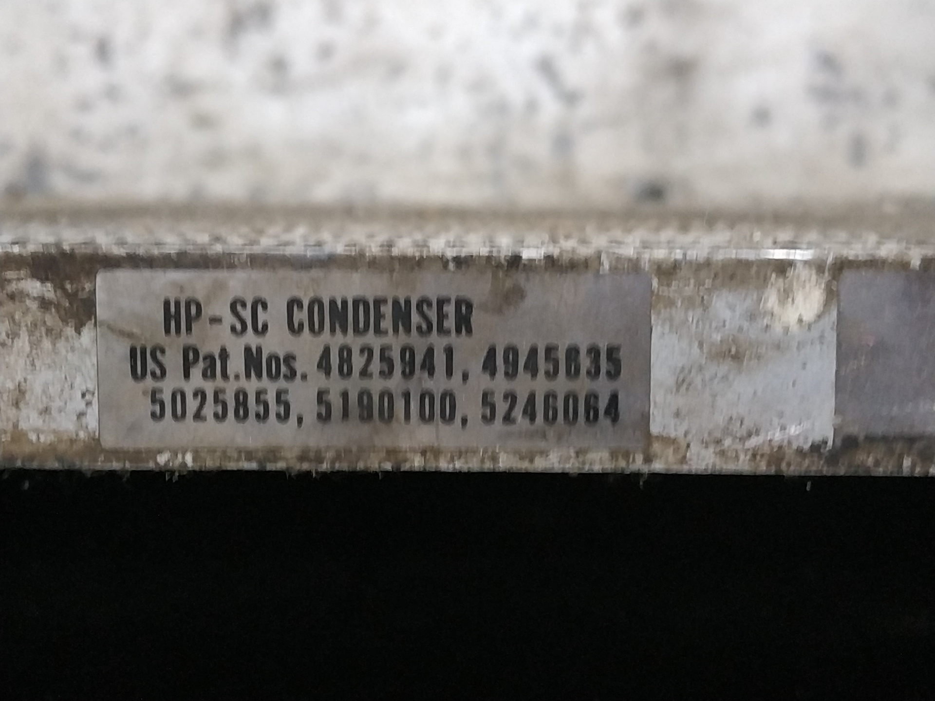 Condensador / radiador aire acondicionado 4D68SOHC 4825941 de Mitsubishi Galant 1996-2004 - pieza usada