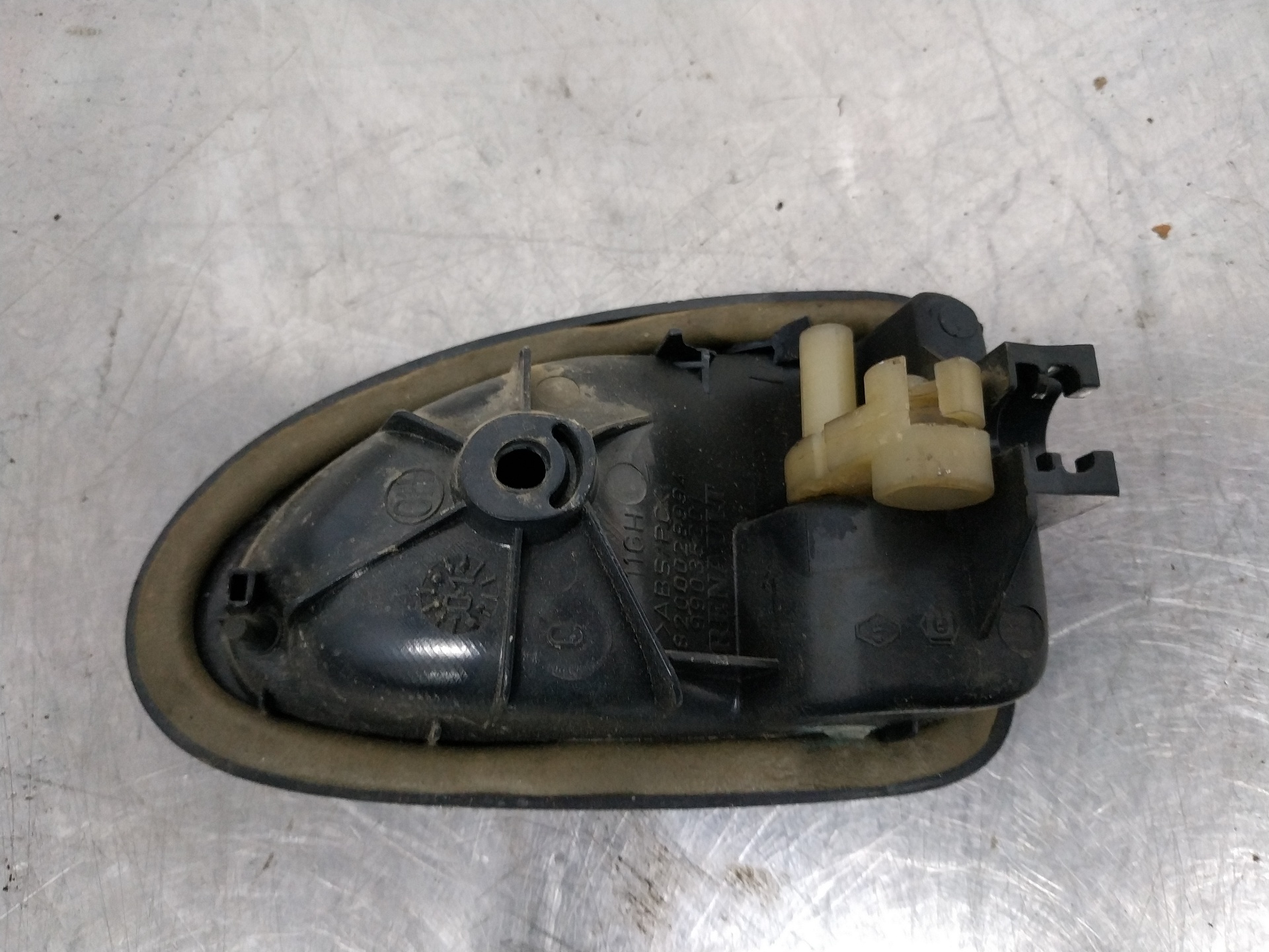 BMW Megane 1 generation (1995-2003) Front Left Door Interior Handle Frame 8200028994 23572696