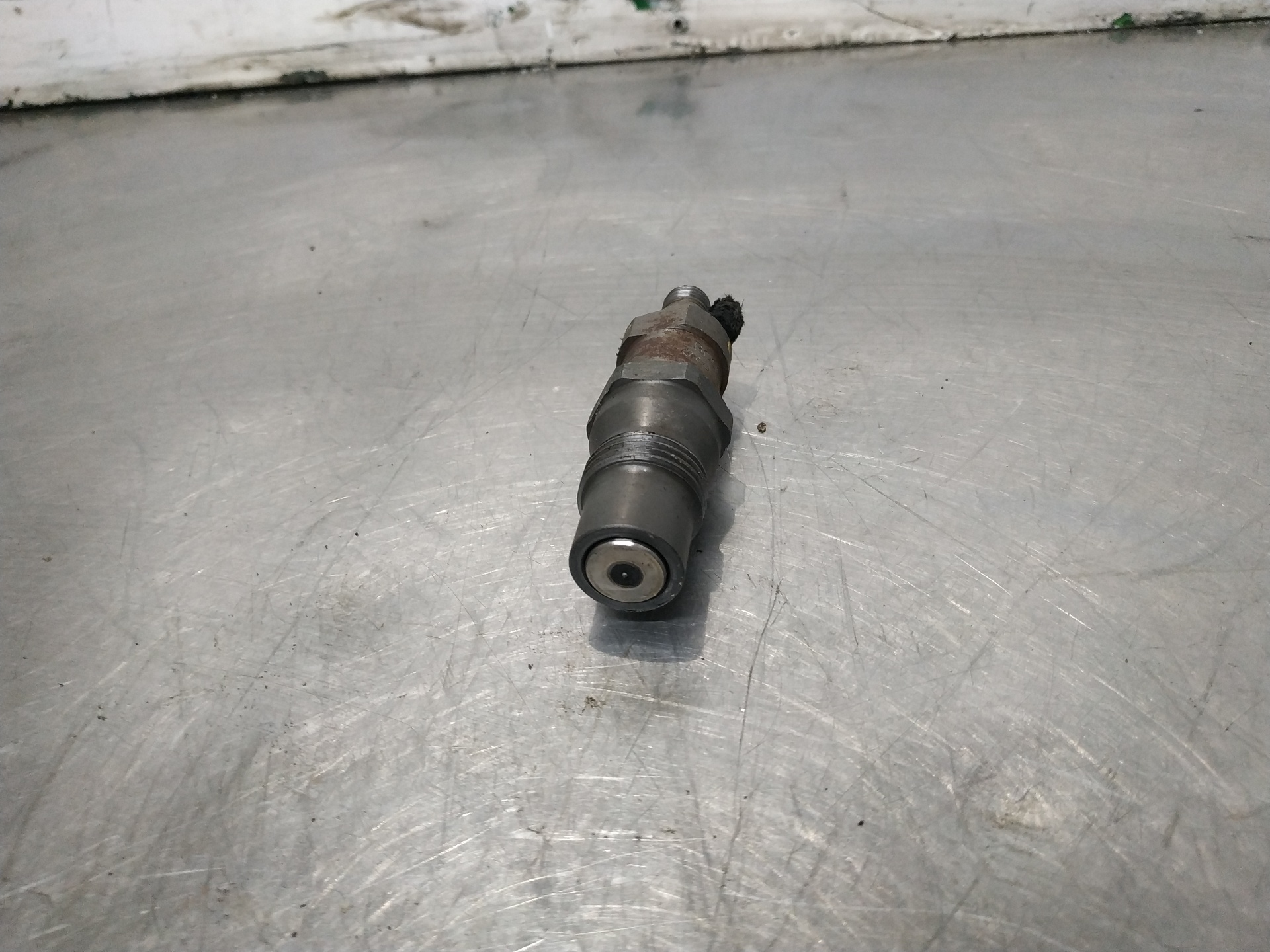 VOLKSWAGEN Express Fuel Injector KCA30S44 23612601