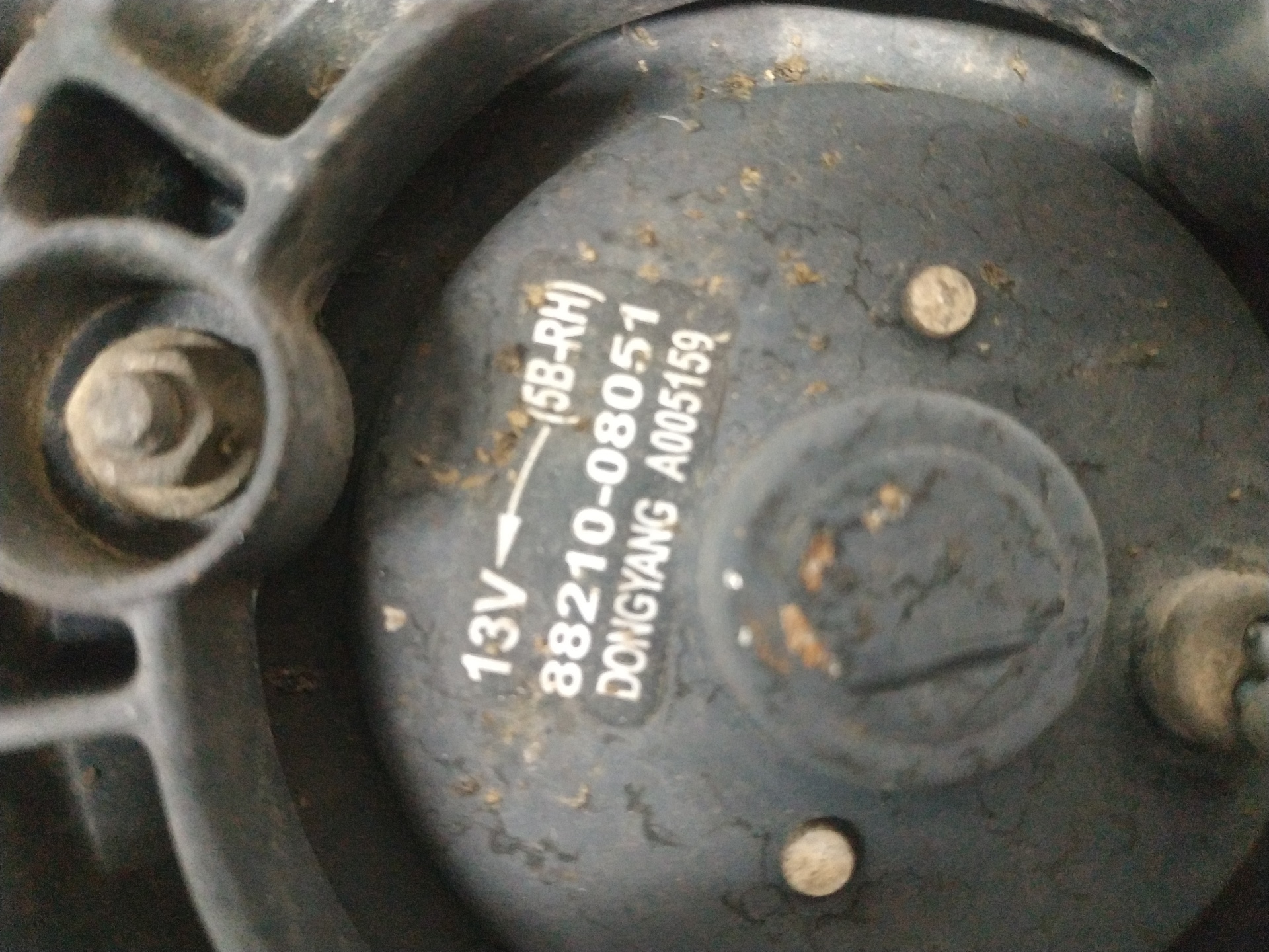 Electroventilador 8821008051 de Ssangyong Rexton / rexton ii (gab_) 2004-2006 - pieza usada