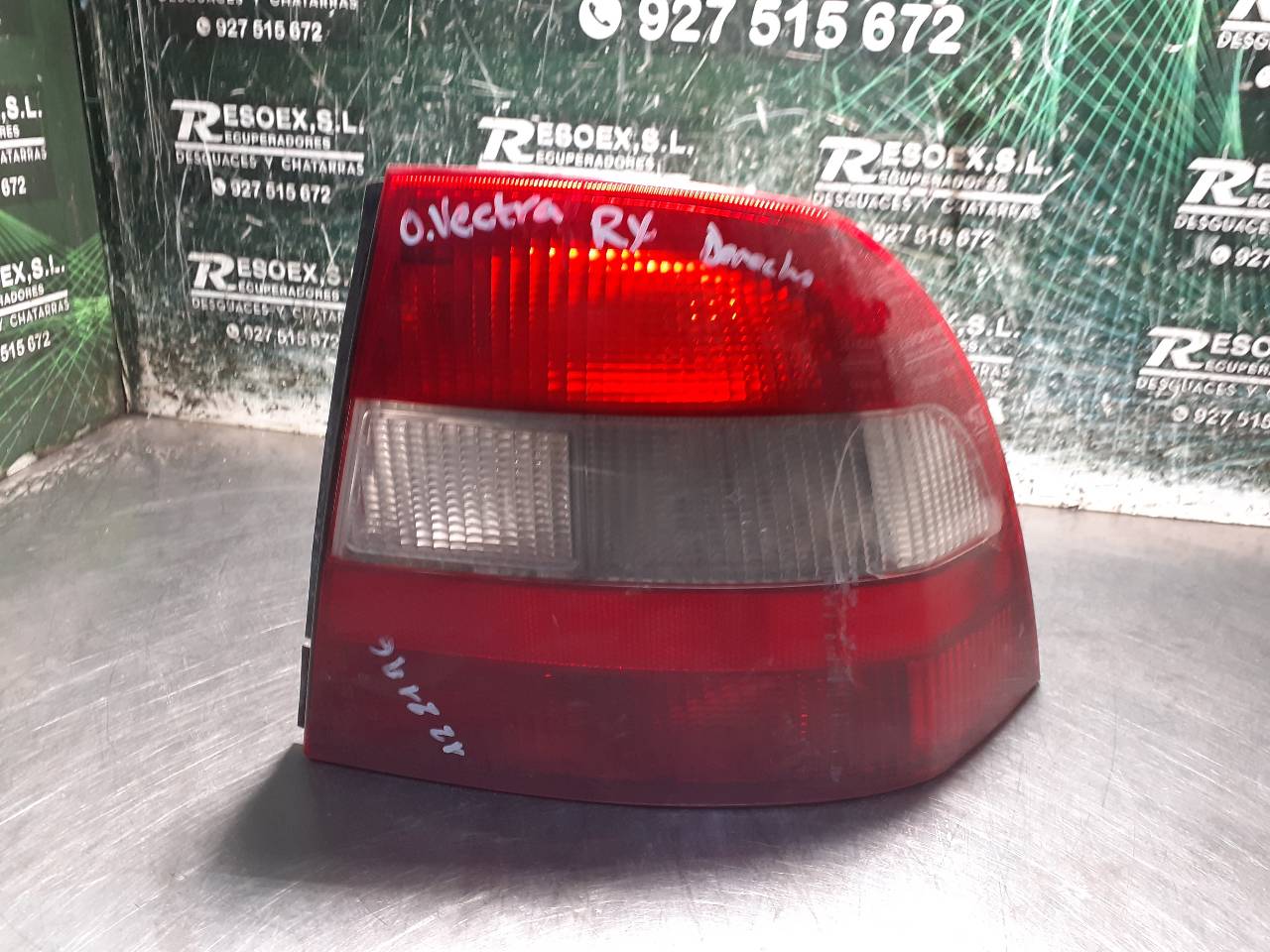 Scheinwerfer hinten rechts X20DTH 90568049 de Opel Vectra b hatchback (j96) 1995-0