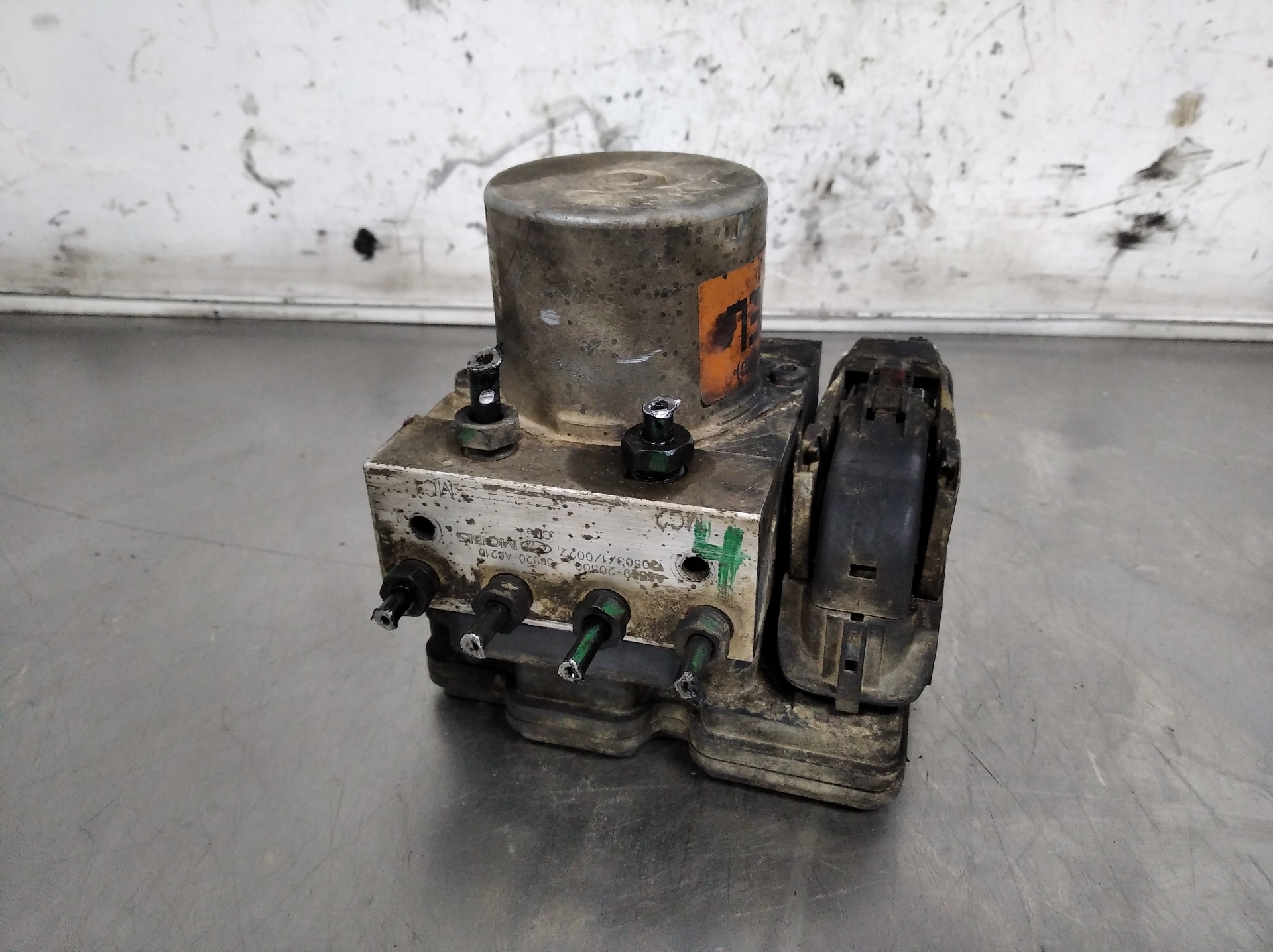 HYUNDAI i30 GD (2 generation) (2012-2017) ABS Pump A658920500 23572511